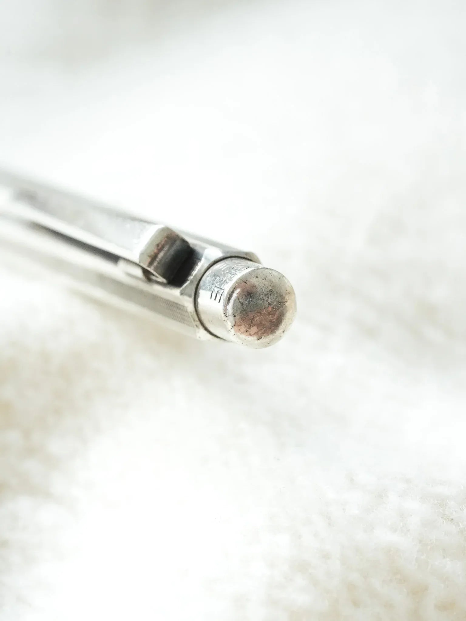 Caran d'ache - Stylo porte mine ECRIDOR plaqué argent - 1970s - Atelier Victor - Vintage Shop