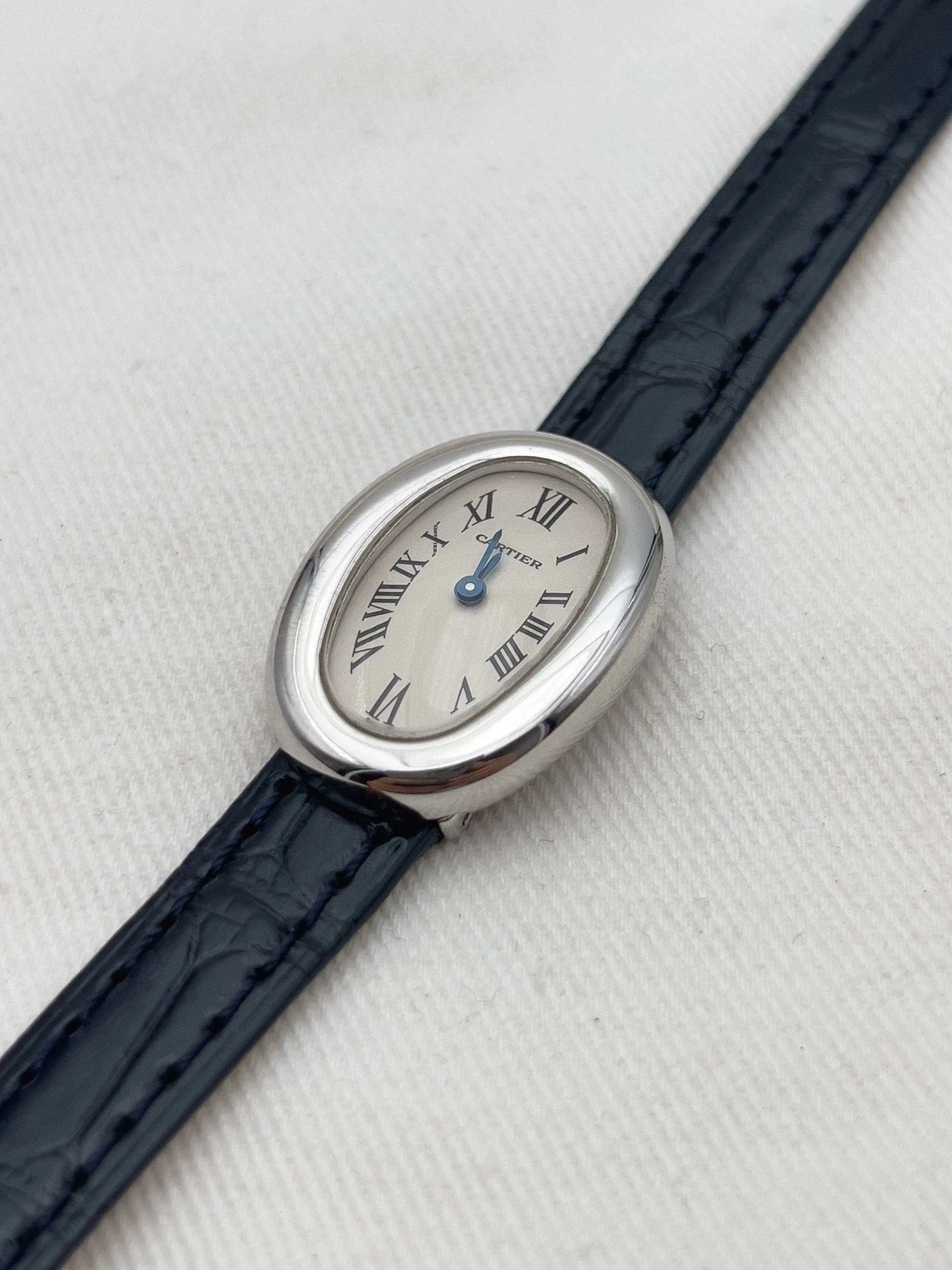Cartier - Baignoire mini or blanc 18k quartz - 1990s - Atelier Victor - Vintage Shop