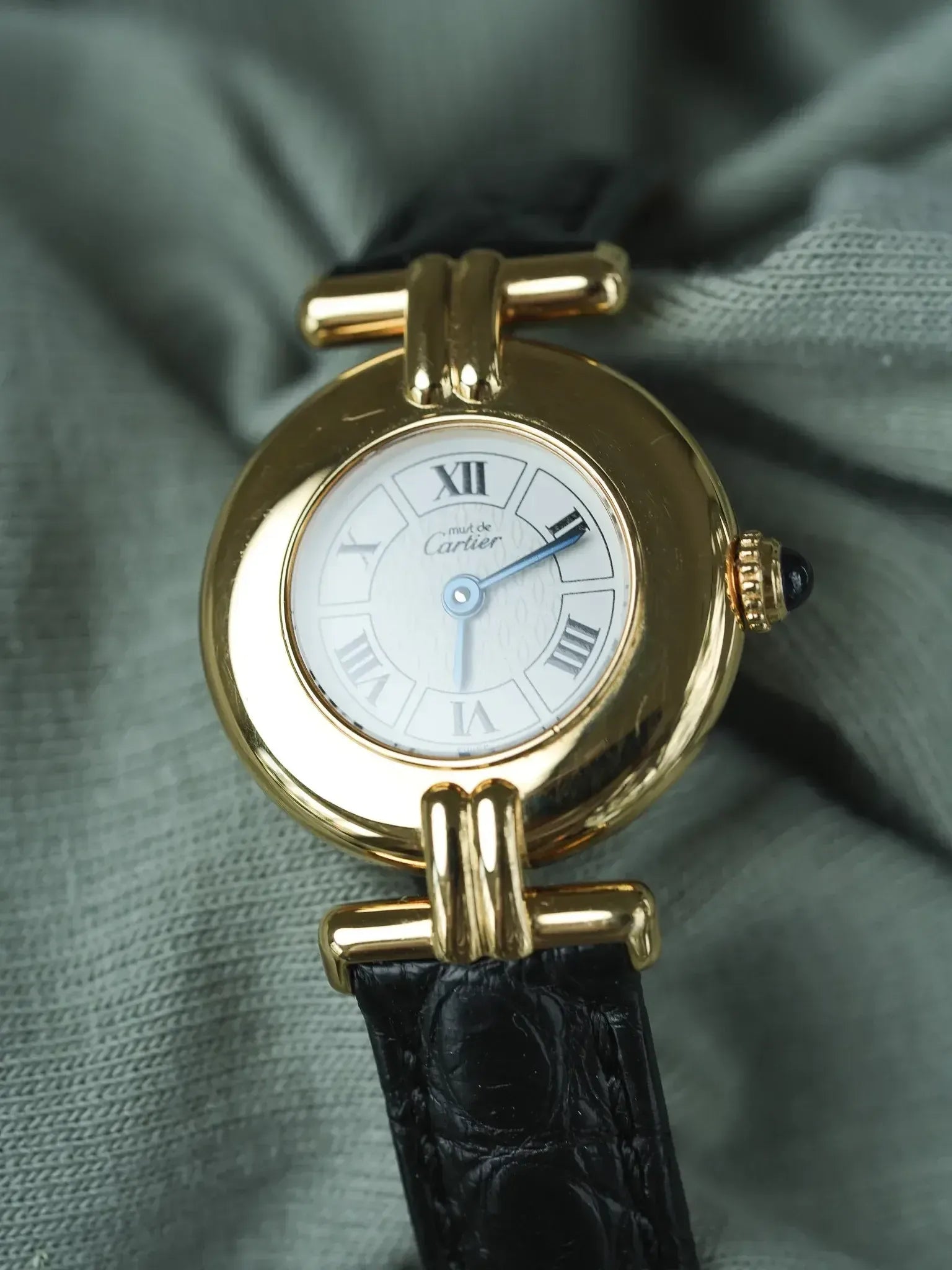 Cartier - 红宝石斗兽场 白色表盘 折叠扣 - 1990s