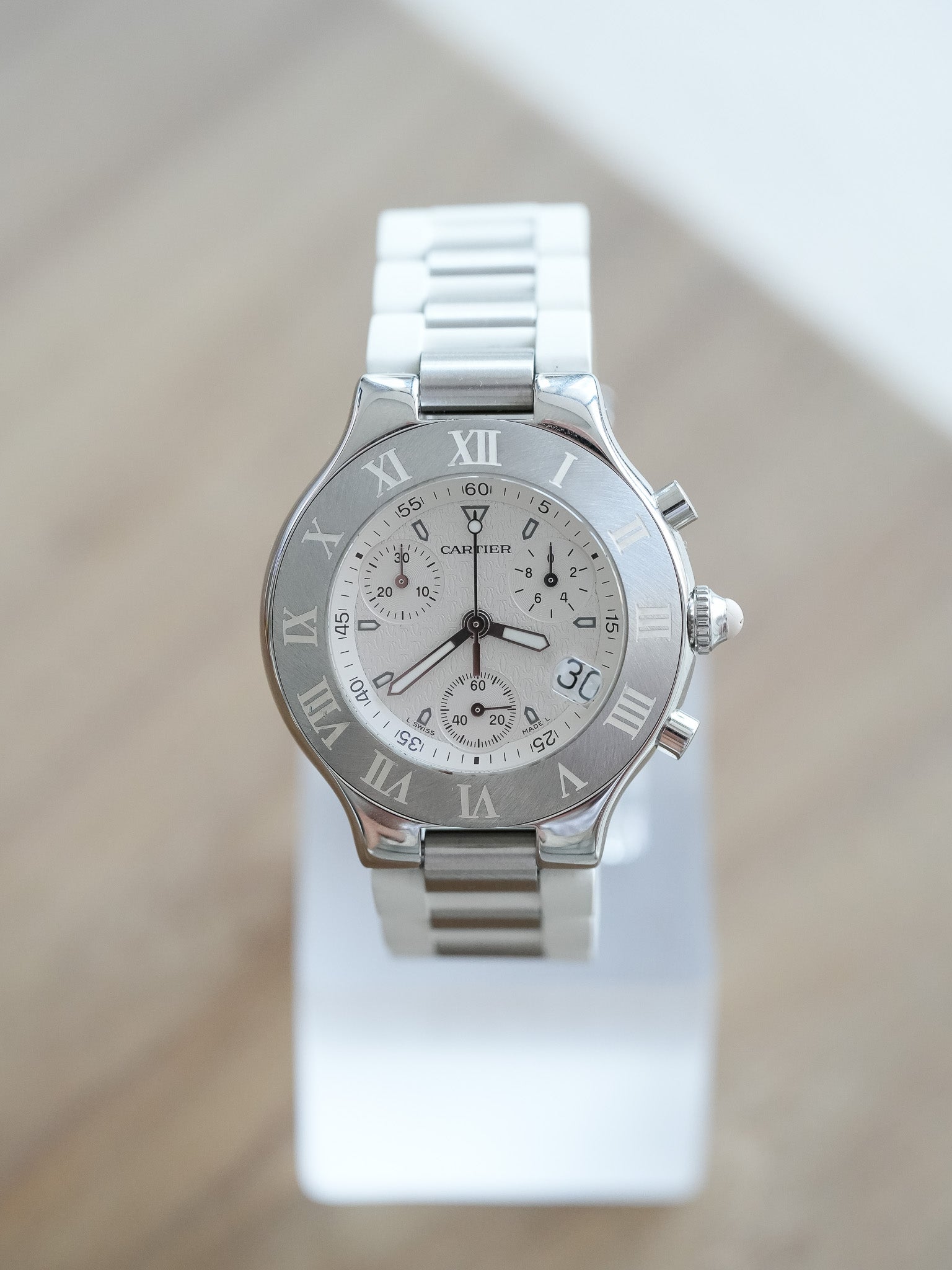 Cartier - Must Chronographe Blanc - 1990s - Atelier Victor Paris - Vintage Watch Shop Dubai