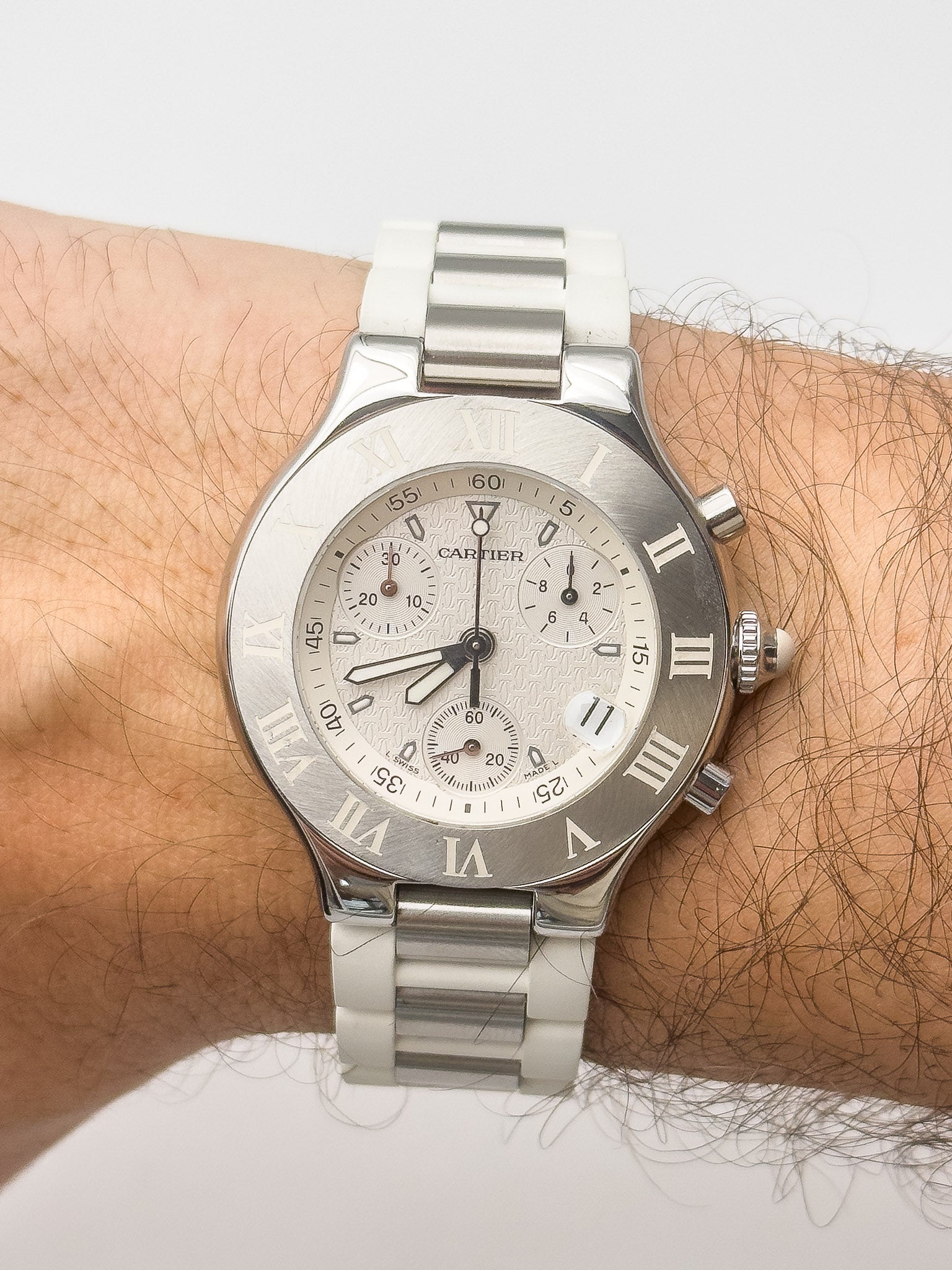 Cartier - Must Chronographe Blanc - 1990s - Atelier Victor Paris - Vintage Watch Shop Dubai