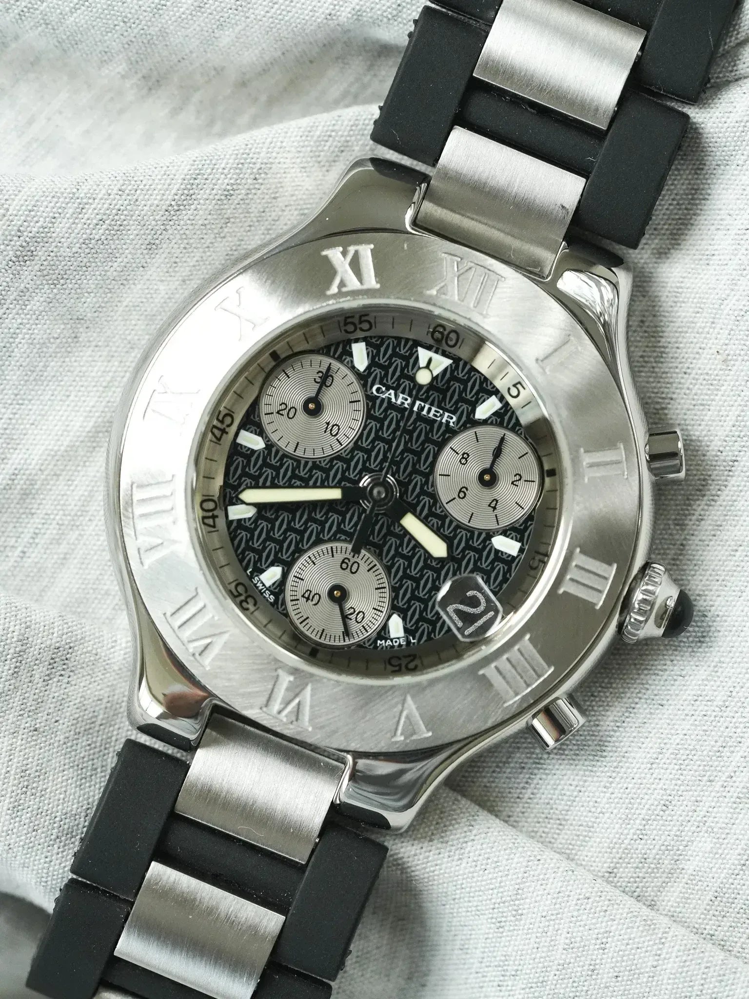 Cartier - Must Chronographe Noir 2424 - papier - 2003 - Atelier Victor