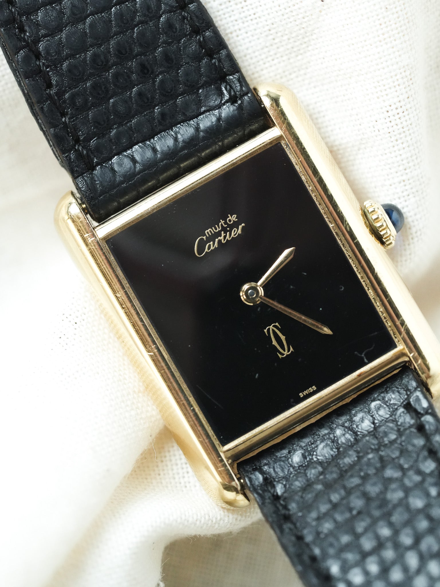 Cartier - Must de Cartier Tank 23x30 Vermeil Cadran Noir laqué - 1980s - Atelier Victor - Vintage Shop
