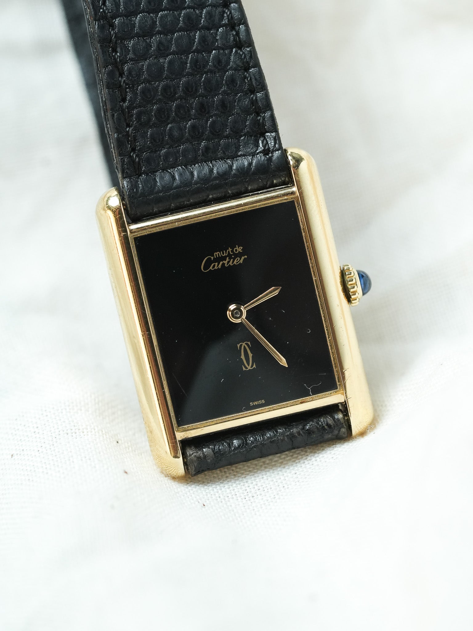 Cartier - Must de Cartier Tank 23x30 Vermeil Cadran Noir laqué - 1980s - Atelier Victor - Vintage Shop