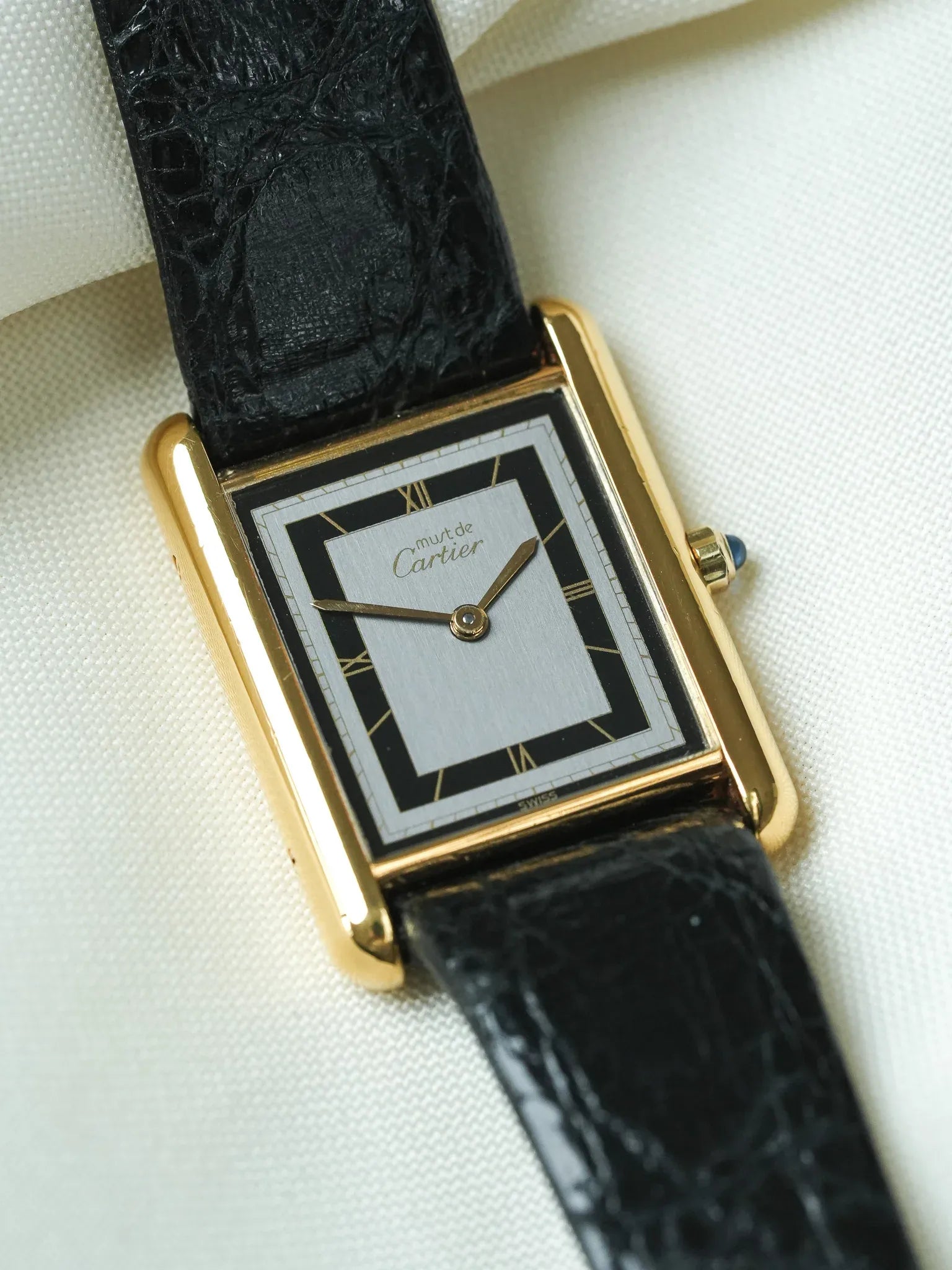 Cartier - Must de Cartier Tank 23x30 Vermeil Cuarzo Esfera Negra Gris - 1980s