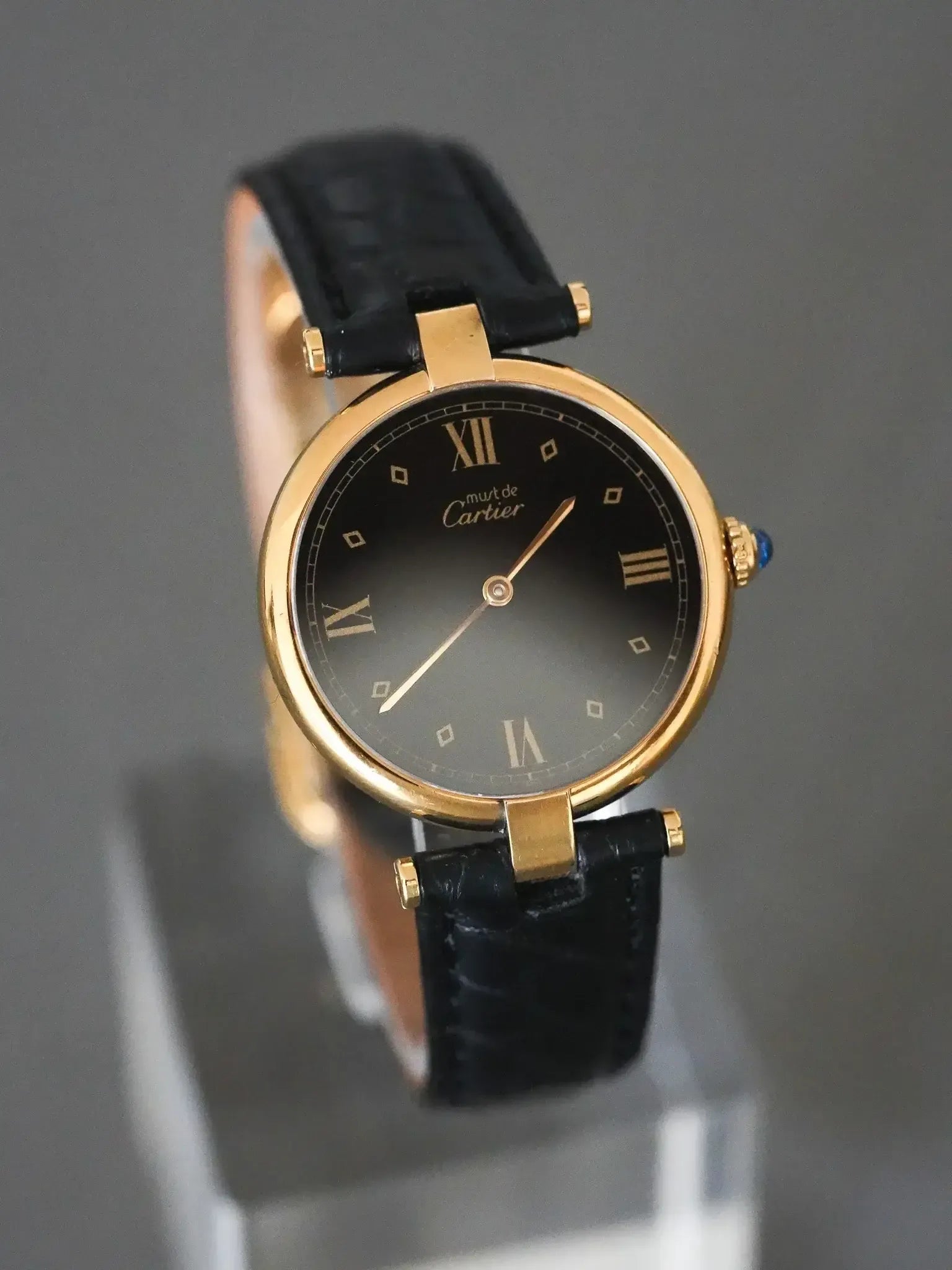 Cartier - Must de Vendôme vermeil Cadran noir avec boucle deployante - 1990s - Atelier Victor