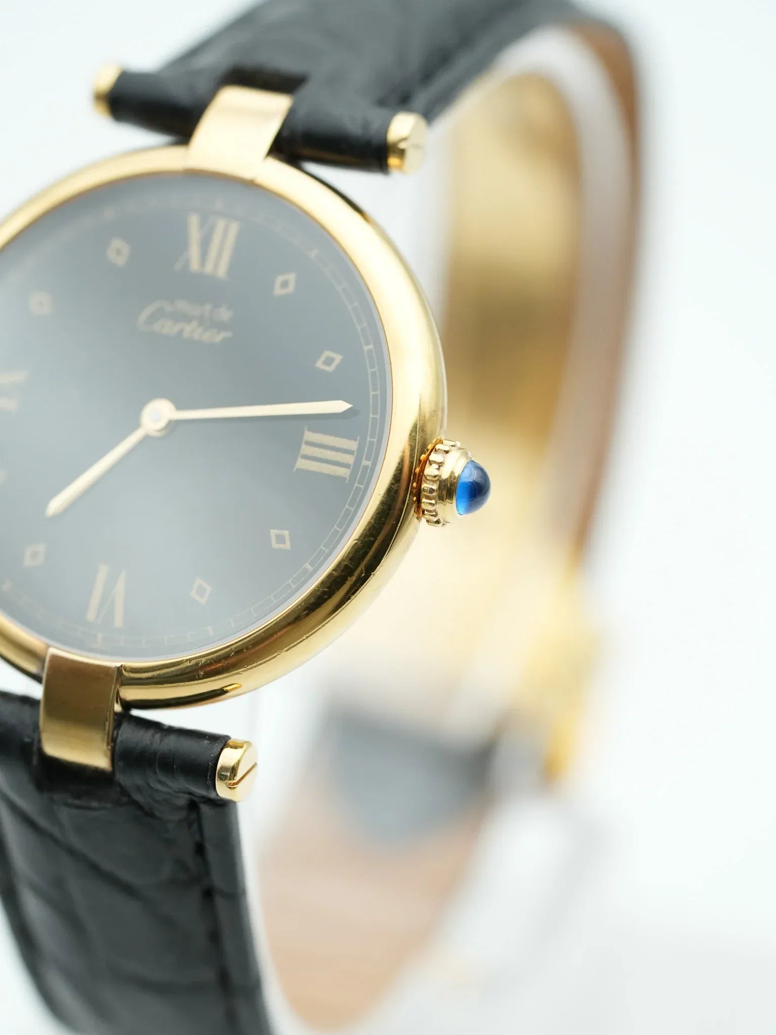 Cartier - Must de Vendôme vermeil Cadran noir avec boucle deployante - 1990s - Atelier Victor - Vintage Shop