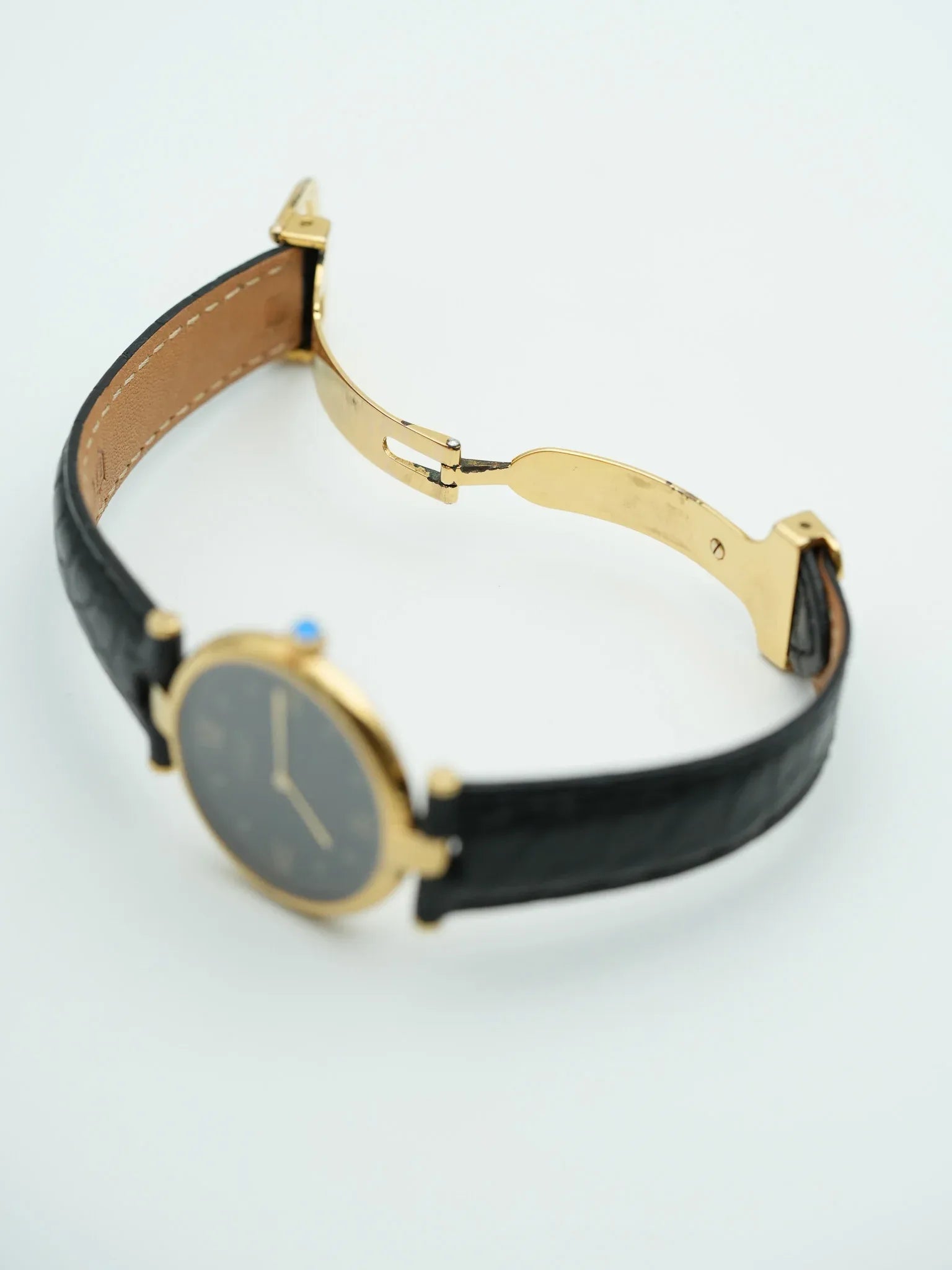 Cartier - Must de Vendôme vermeil Cadran noir avec boucle deployante - 1990s - Atelier Victor - Vintage Shop