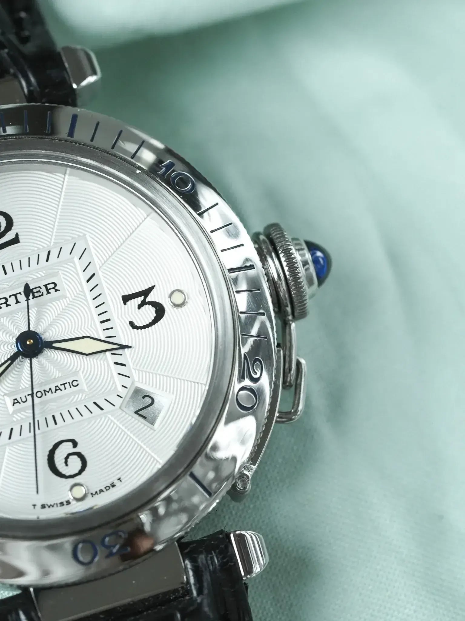 Cartier - Pasha 2378 Guilloché 38mm Acier Fond de boite verre - 1990s - Atelier Victor