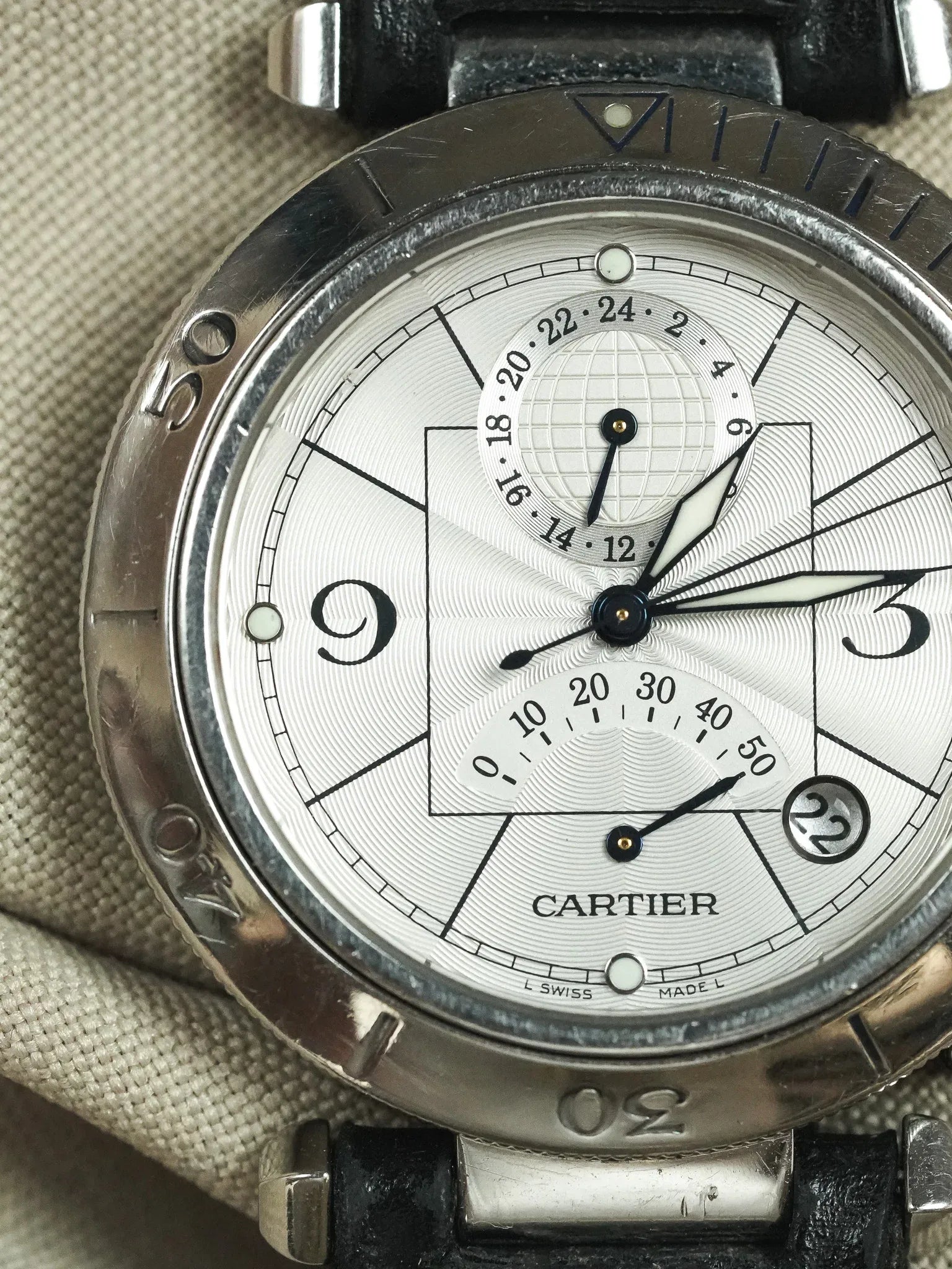 Cartier - Pasha 2388 24h Réserve de Marche Cuir boucle déployante - 2000s - Atelier Victor - Vintage Shop