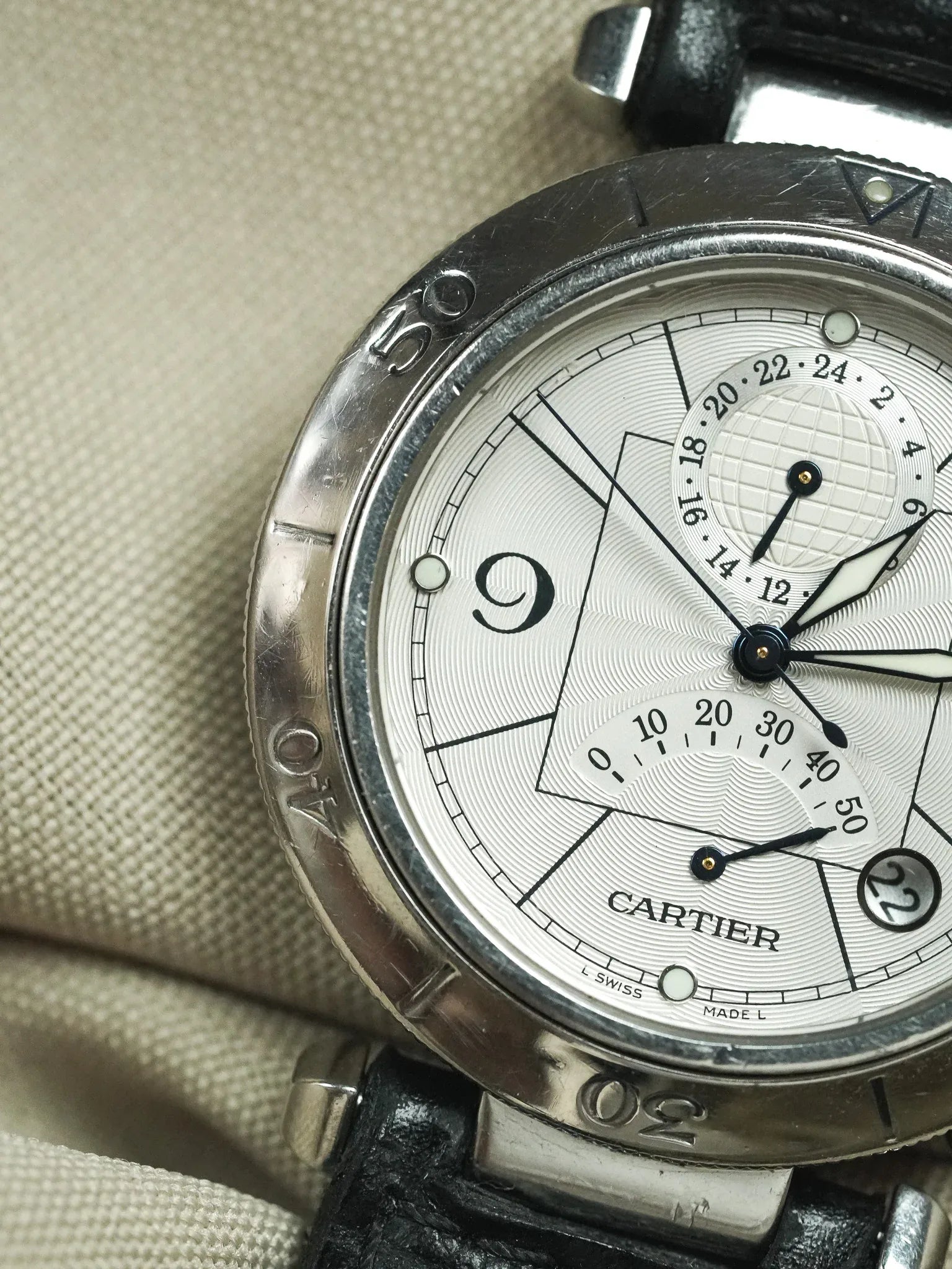 Cartier - Pasha 2388 24h Réserve de Marche Cuir boucle déployante - 2000s - Atelier Victor - Vintage Shop