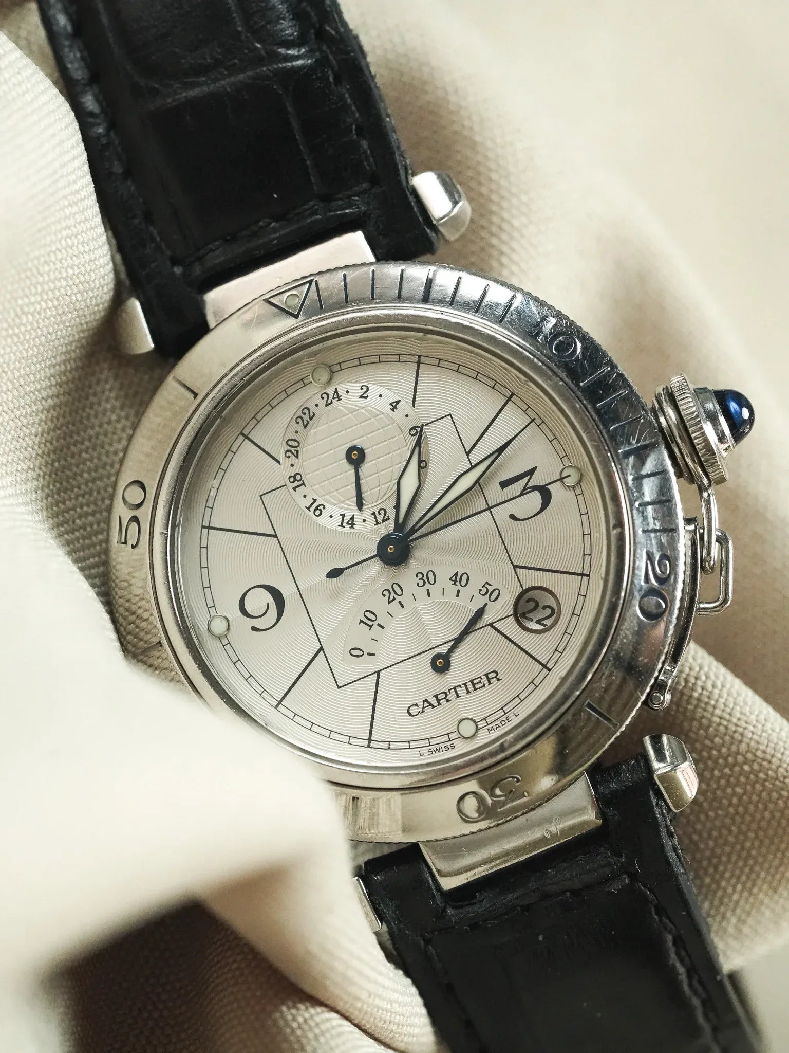 Cartier - Pasha 2388 24h Réserve de Marche Cuir boucle déployante - 2000s - Atelier Victor - Vintage Shop