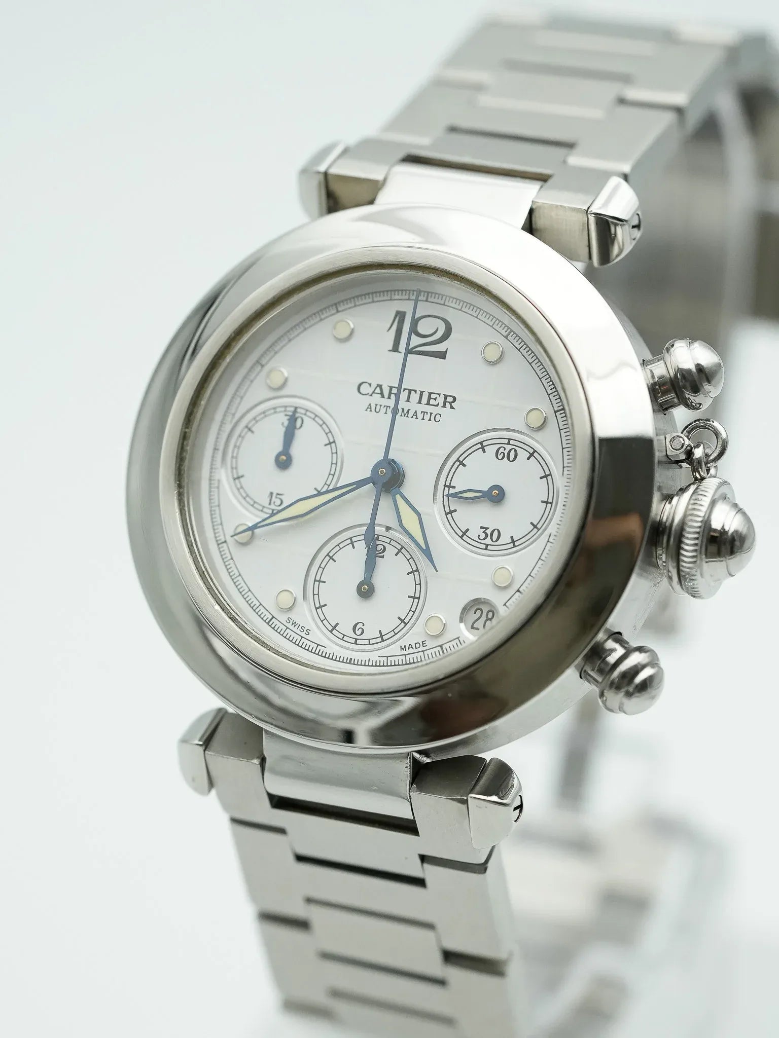 Cartier - Pasha 2412 Chronographe Blanc Quadrillé - 2000s - Atelier Victor - Vintage Shop