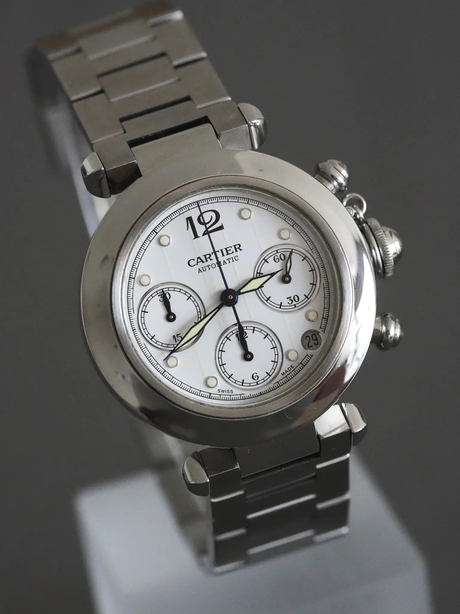 Cartier - Pasha 2412 Chronographe Blanc Quadrillé - 2000s - Atelier Victor - Vintage Shop