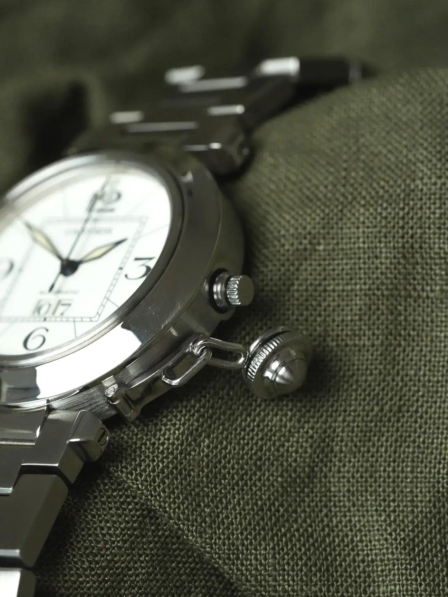 Cartier - Pasha 2475 Grande Date Blanc Acier 35mm - 2000s - Atelier Victor