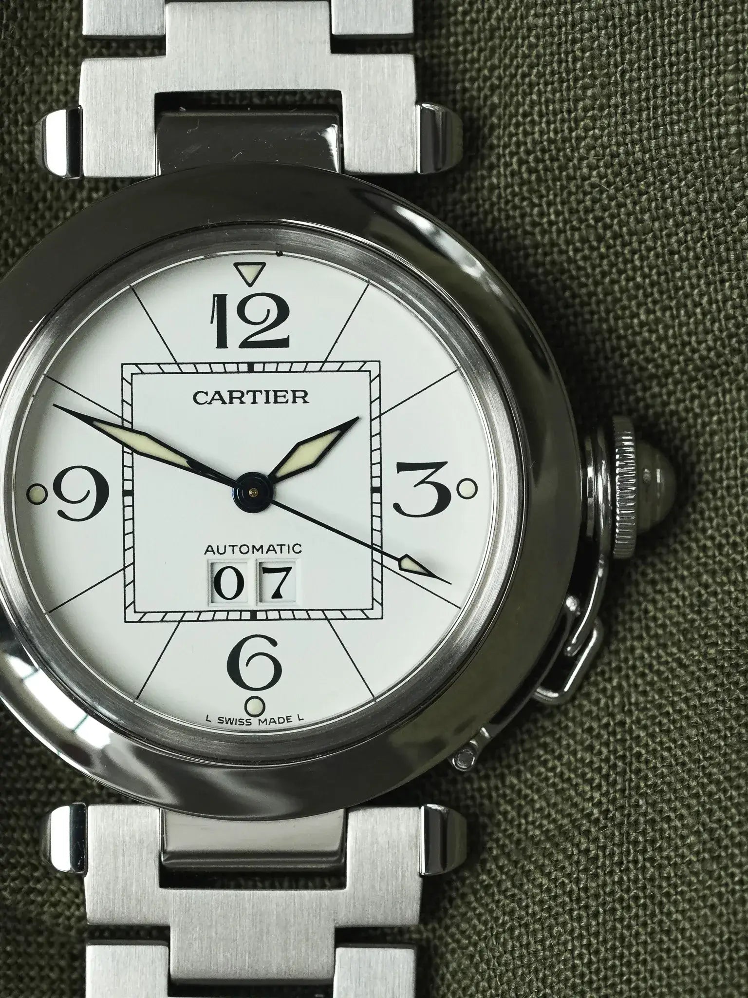 Cartier - Pasha 2475 Grande Date Blanc Acier 35mm - 2000s - Atelier Victor