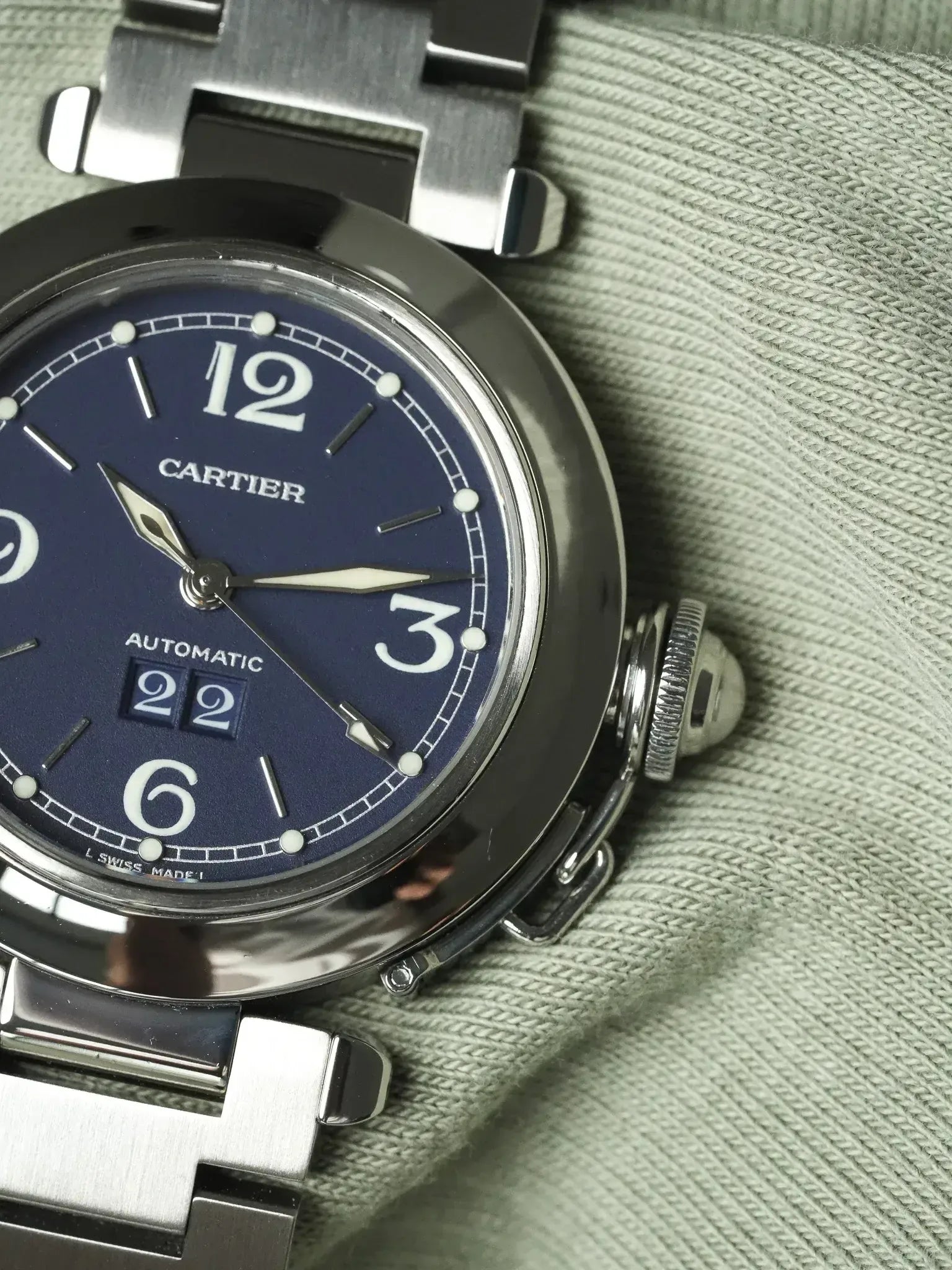 Cartier - Pasha 2475 Grande Date Bleu Acier 35mm - 2000s - Atelier Victor