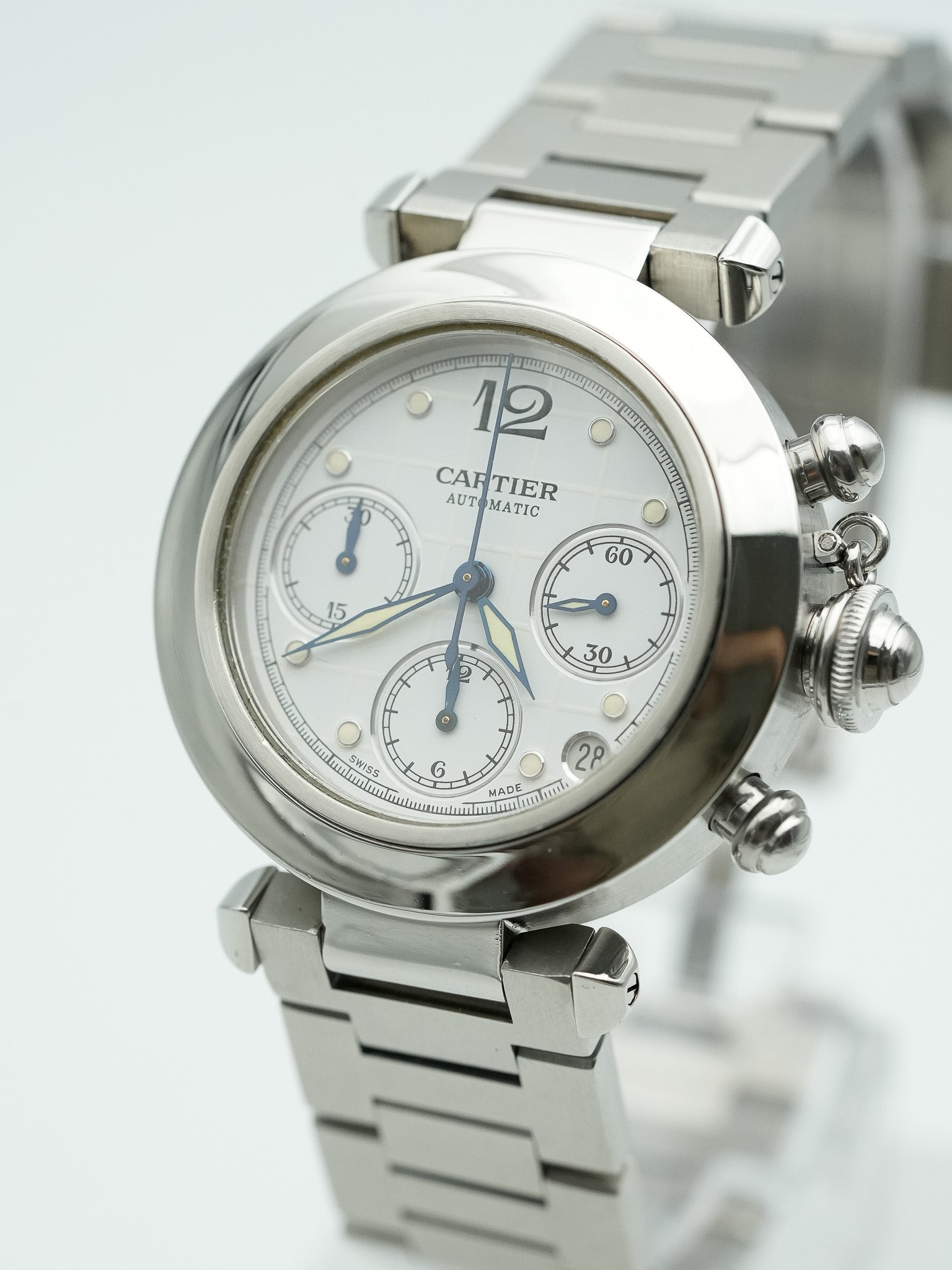 Cartier - Pasha Chronographe Blanc Quadrillé - 2000s - Atelier Victor - Vintage Shop
