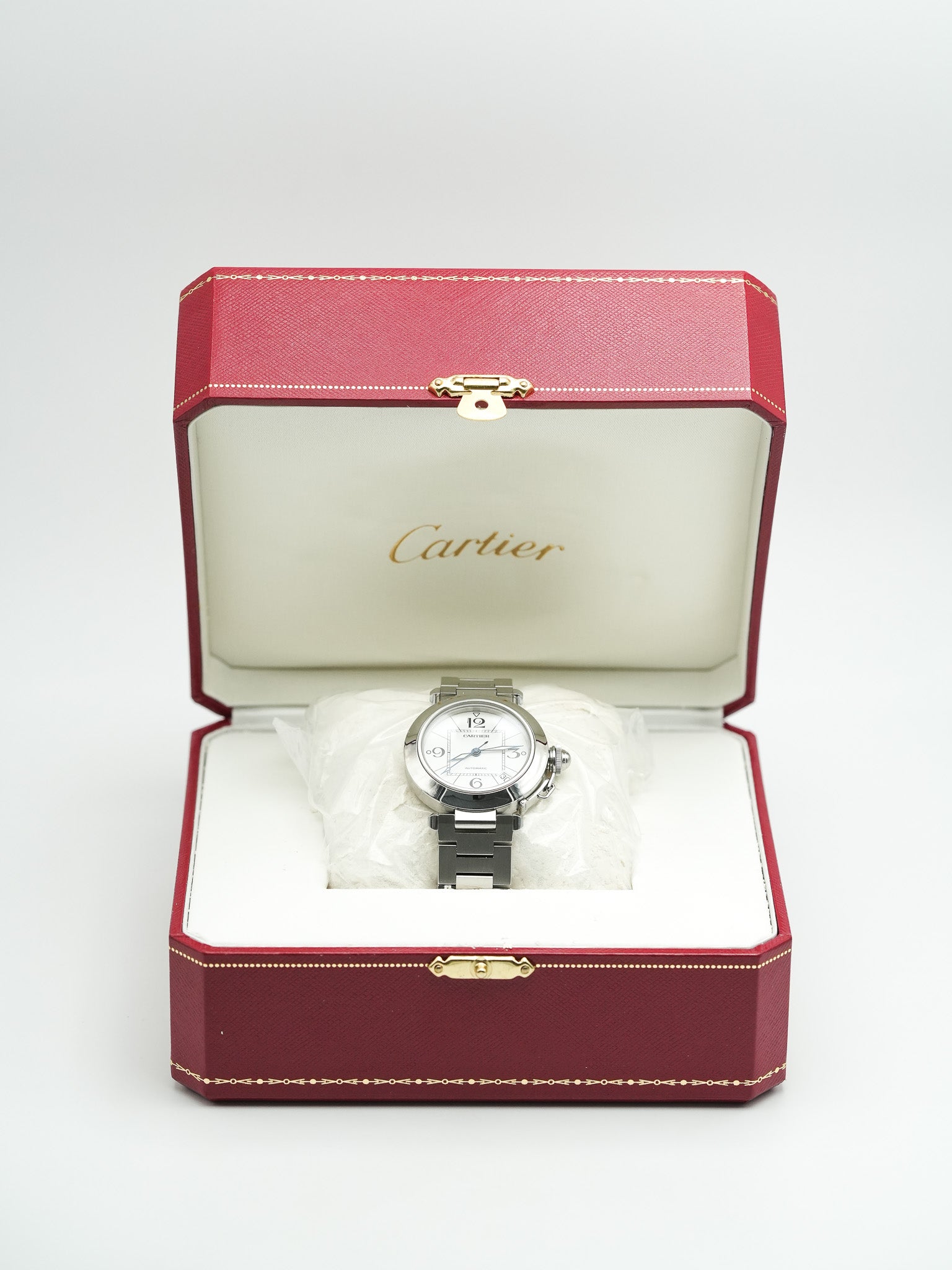 Cartier - Pasha Date 35mm Cadran blanc - 2000s - Atelier Victor Paris - Vintage Watch Shop Dubai