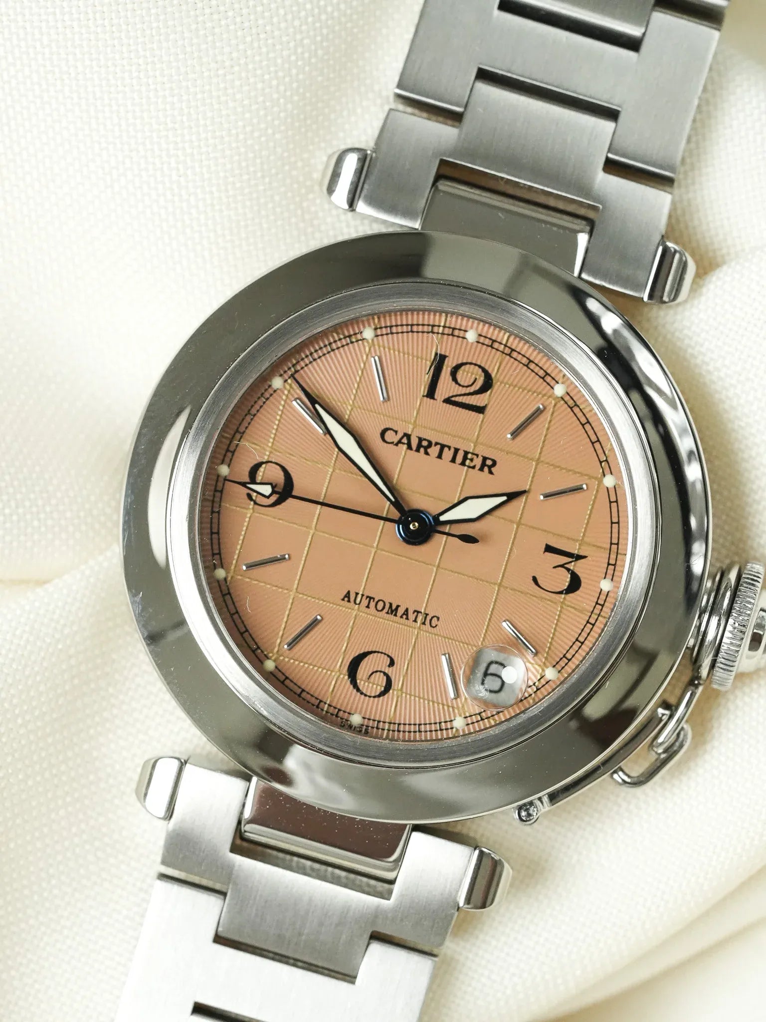 Cartier - Pasha Date 35mm Cadran Saumon - 2000s - Atelier Victor