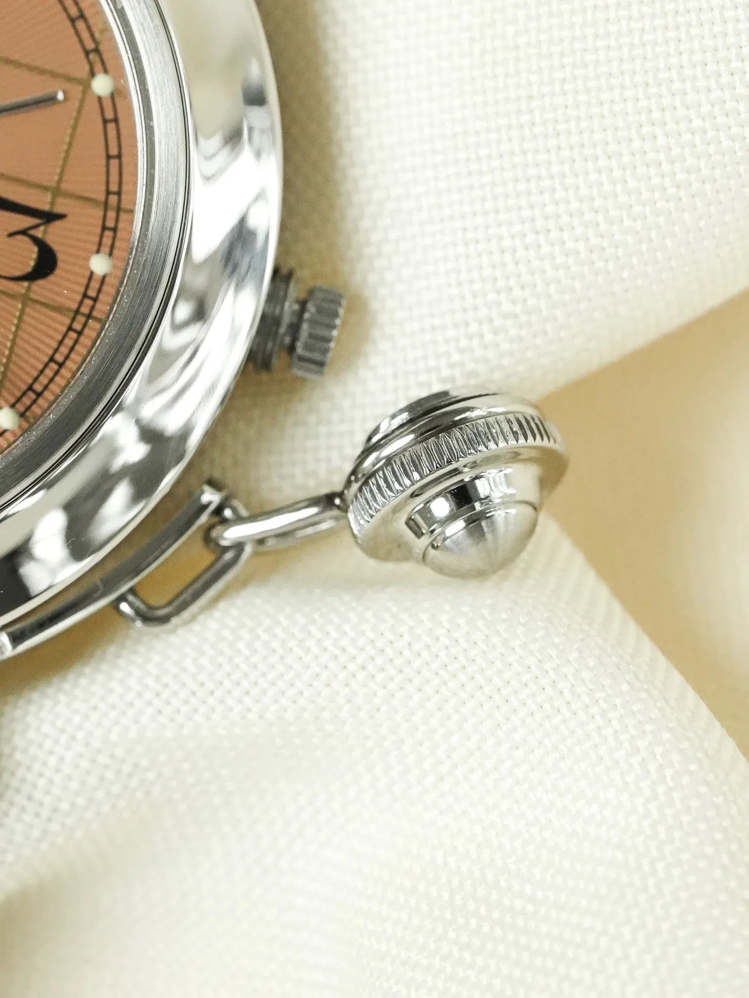 Cartier - Pasha Date 35mm Cadran Saumon - 2000s - Atelier Victor