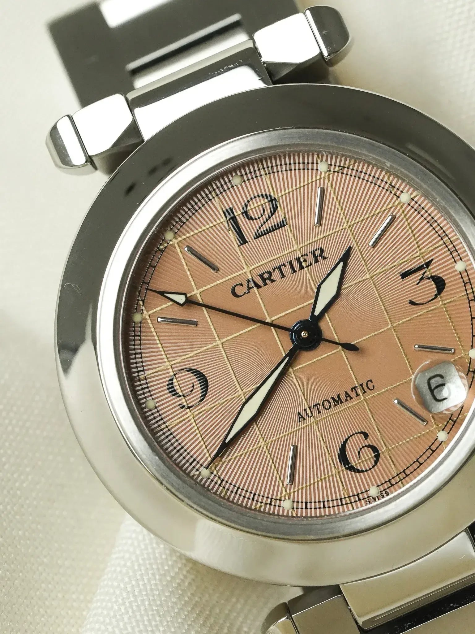 Cartier - Pasha Date 35mm Cadran Saumon - 2000s - Atelier Victor