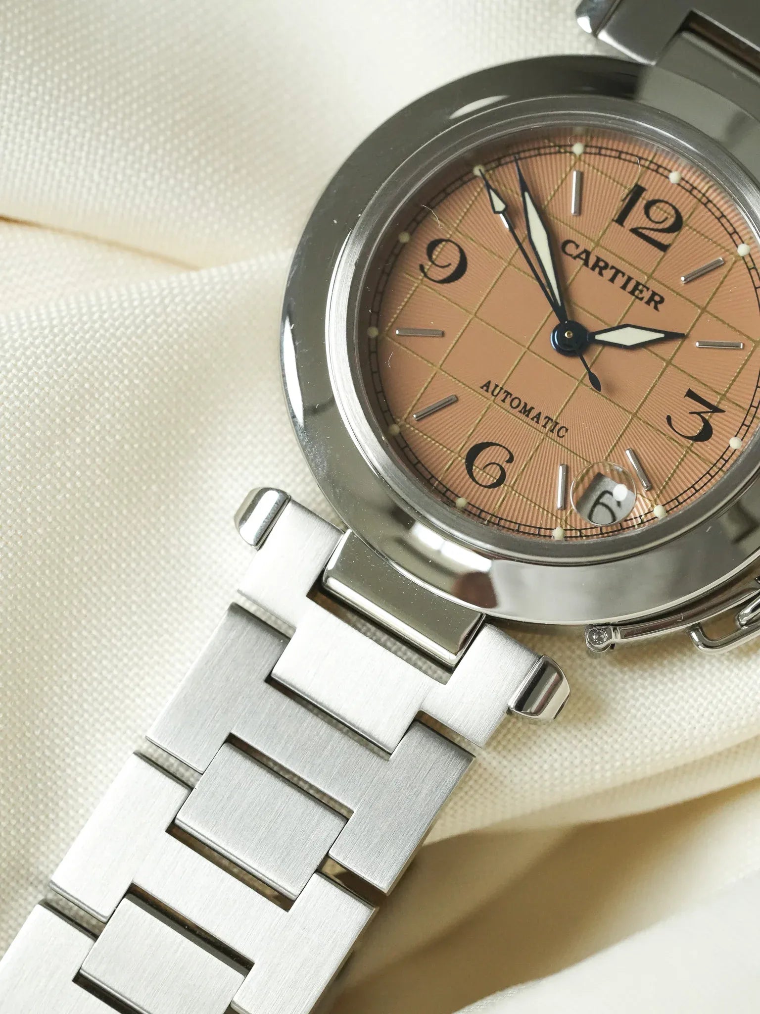 Cartier - Pasha Date 35mm Cadran Saumon - 2000s - Atelier Victor