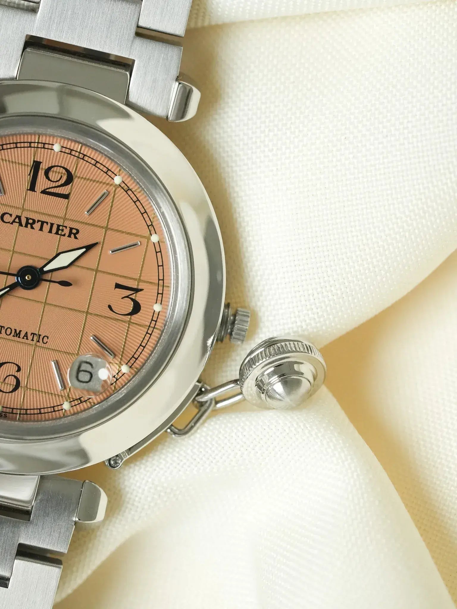 Cartier - Pasha Date 35mm Cadran Saumon - 2000s - Atelier Victor