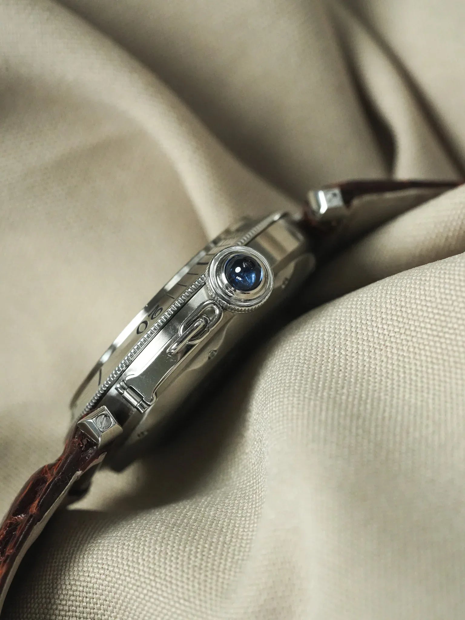 Cartier - Pasha R4020 38mm Cabochon bleu - 2000s - Atelier Victor