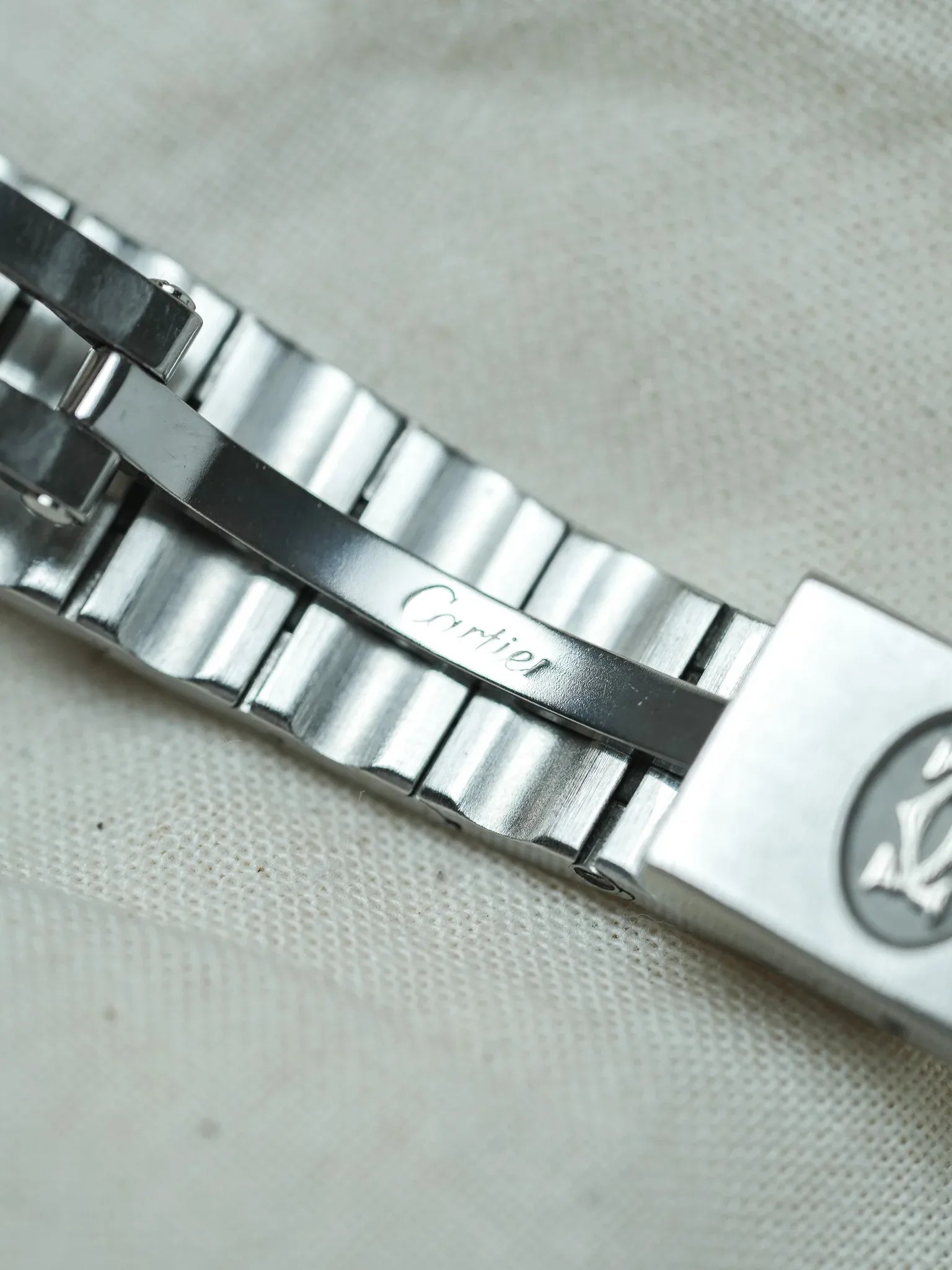Cartier - Santos 9057 Acier chiffres romain bleu 24mm - Boite & Papier - 1991 - Atelier Victor - Vintage Shop