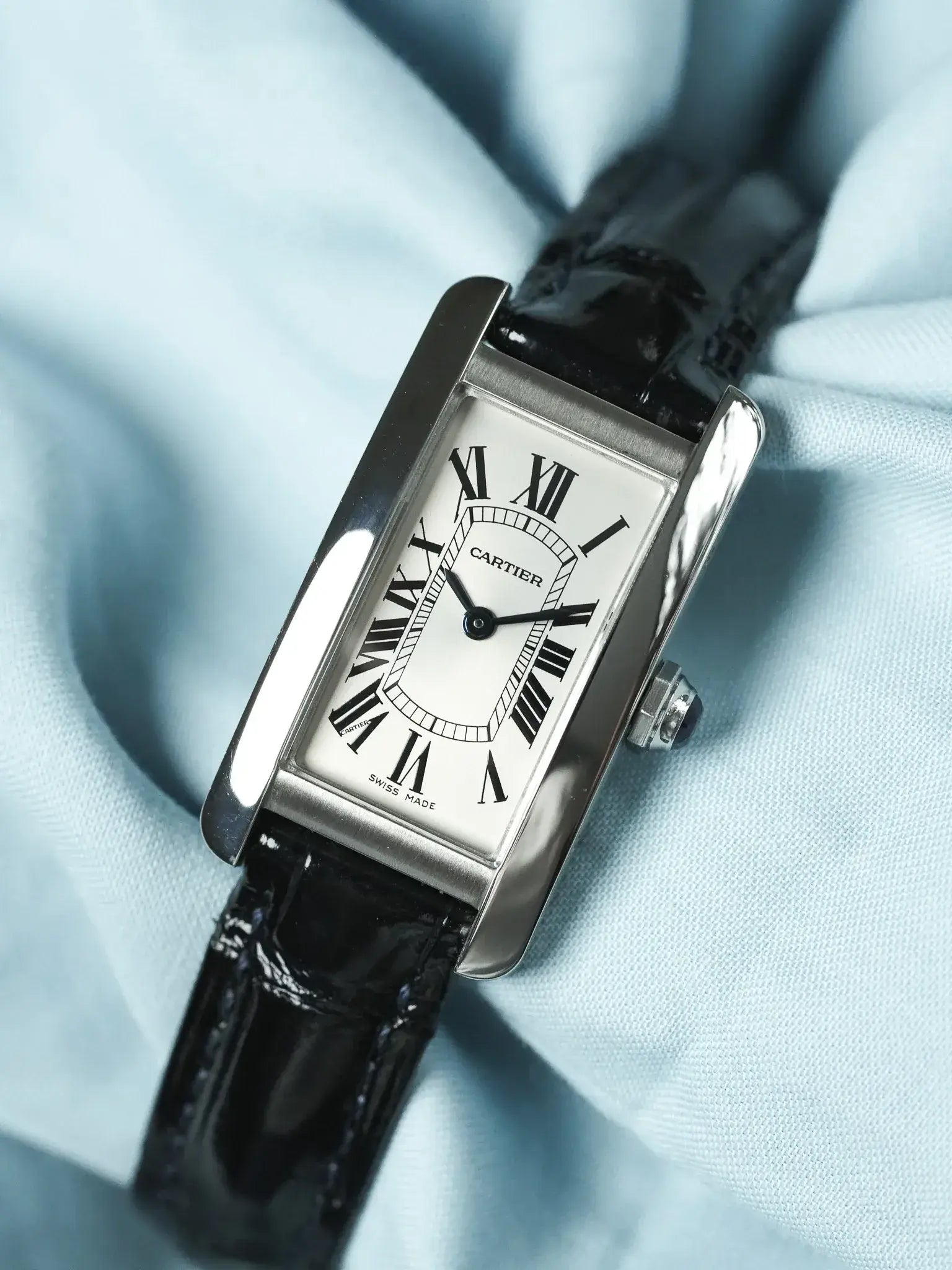 Cartier - Tank Américaine 3970 Acier Quartz Cuir bleu - 2010s - Atelier Victor