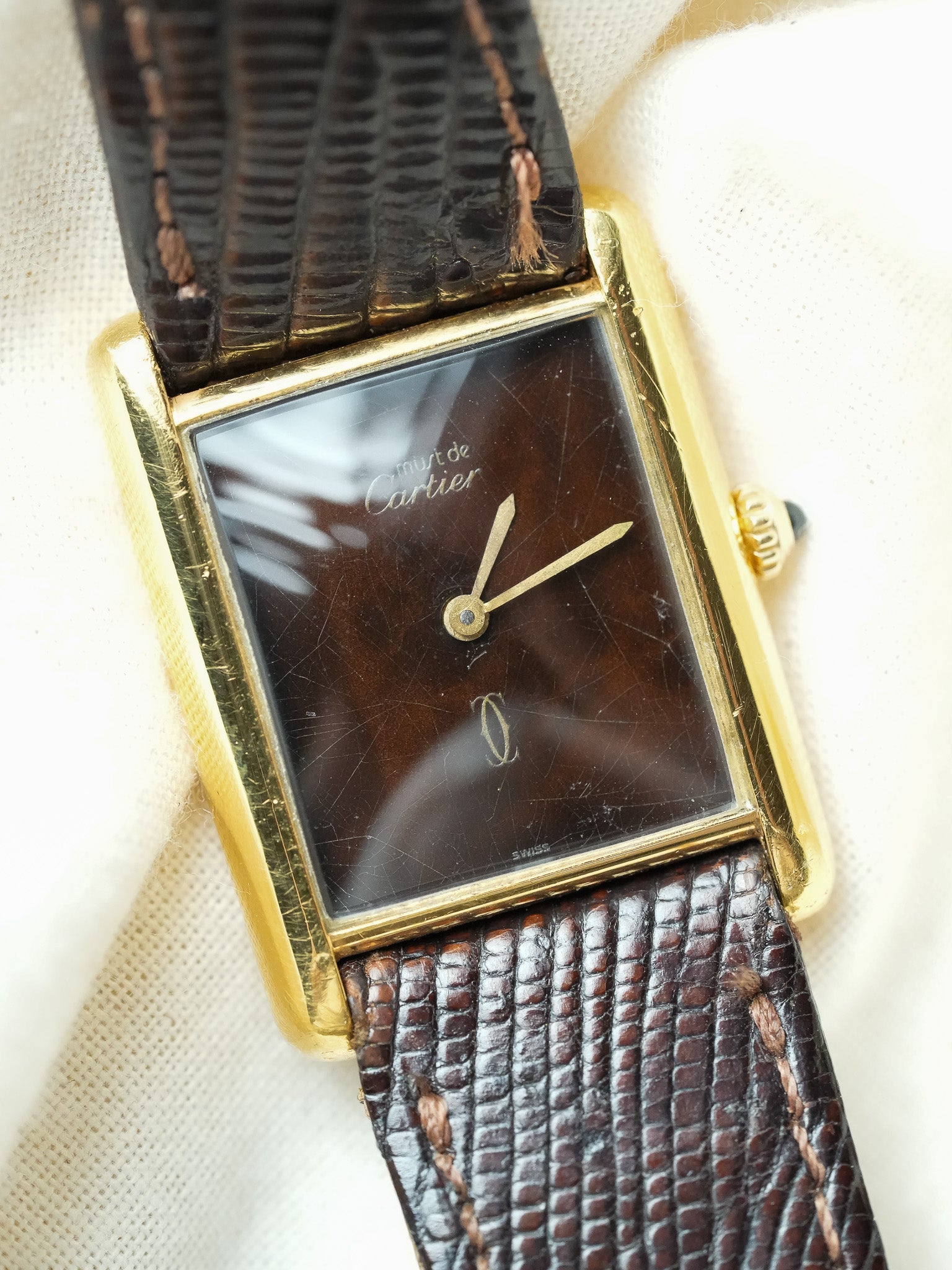 Cartier - Tank Must Vermeil Cadran "Boisé" Spider Medium - 1980s - Atelier Victor - Vintage Shop