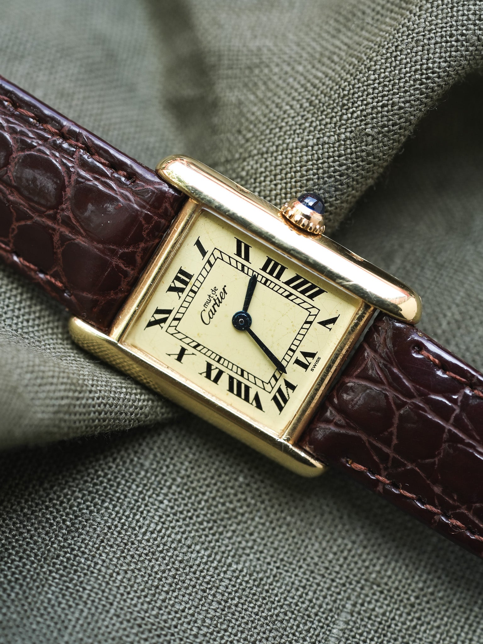 Cartier - Tank Must Vermeil Cadran Jaune Patine Petit modèle quartz - 1980s - Atelier Victor - Vintage Shop