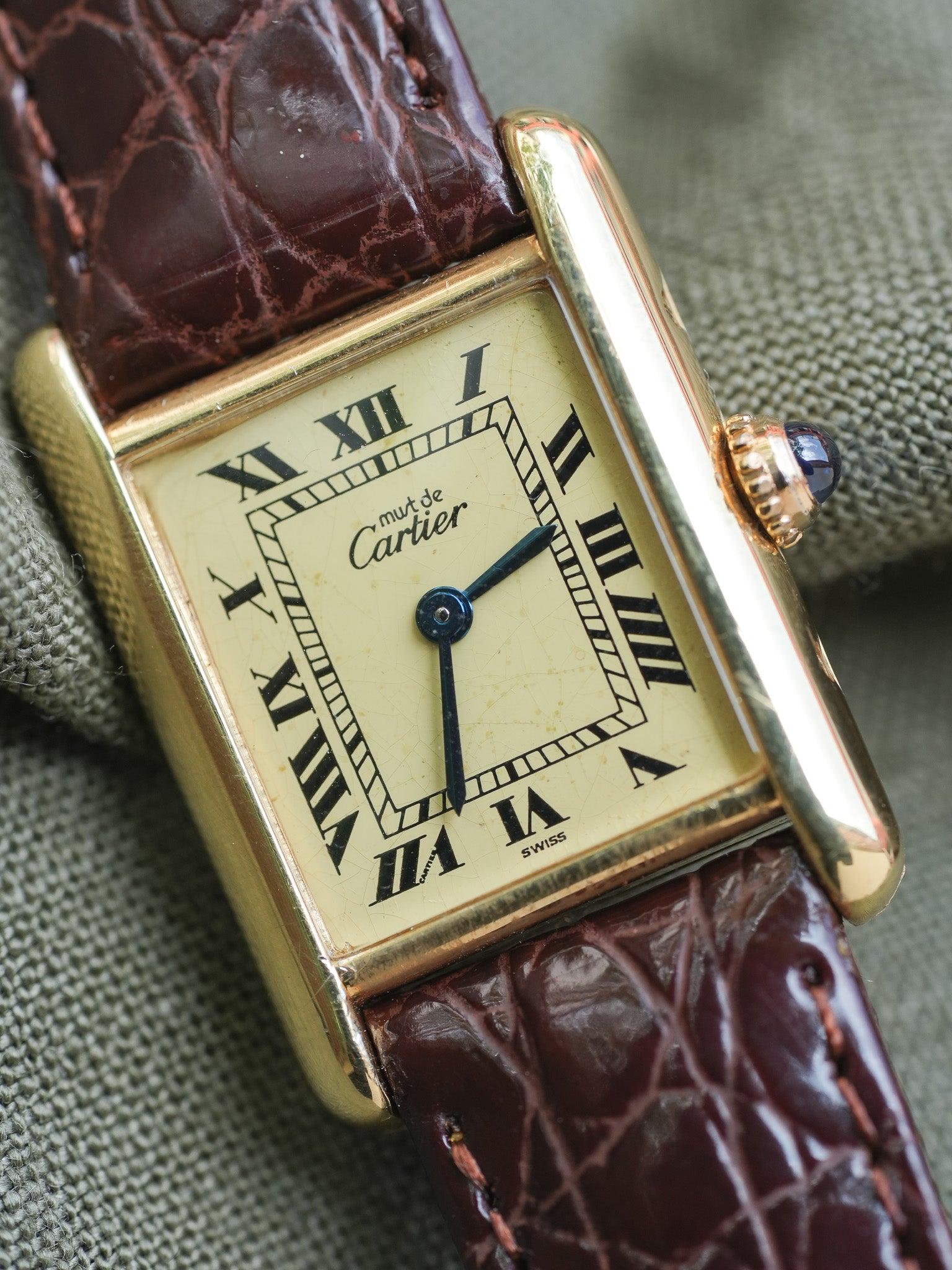 Cartier - Tank Must Vermeil Cadran Jaune Patine Petit modèle quartz - 1980s - Atelier Victor - Vintage Shop