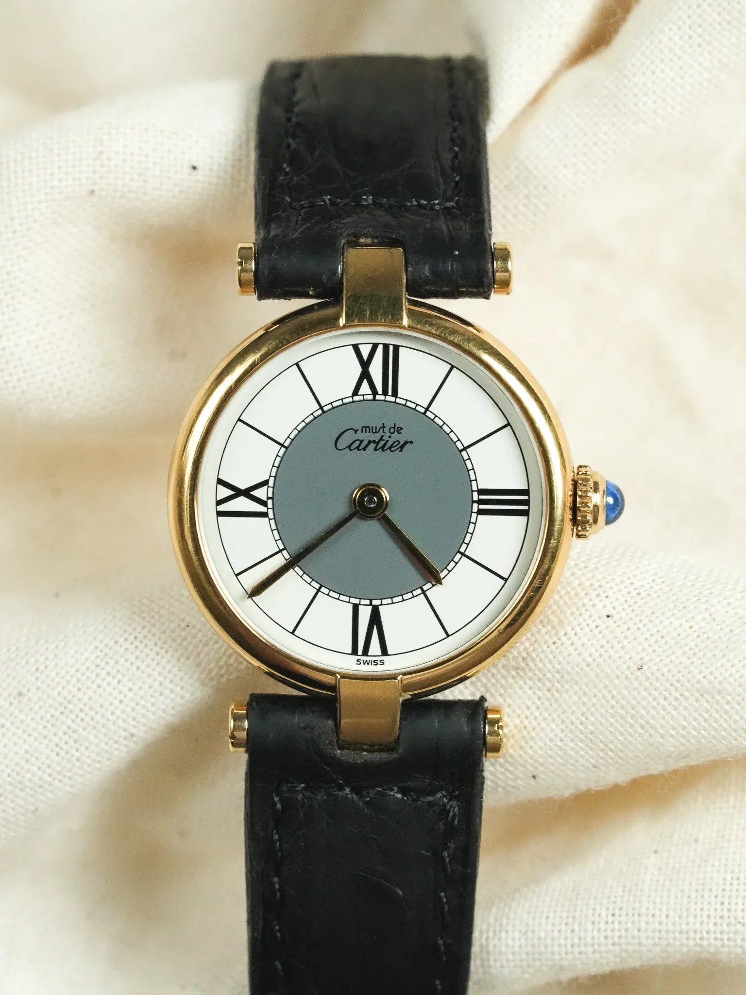 Cartier - Vendôme 590004 Must Vermeil Cadran Blanc Gris Boucle déployante - 1990s - Atelier Victor - Vintage Shop