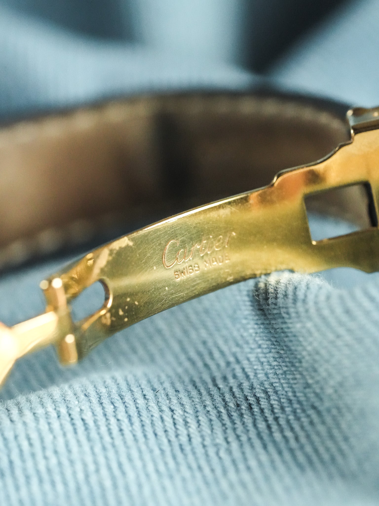 Cartier - Vendôme Must Vermeil Arabes Boucle déployante - 1990s - Atelier Victor - Vintage Shop