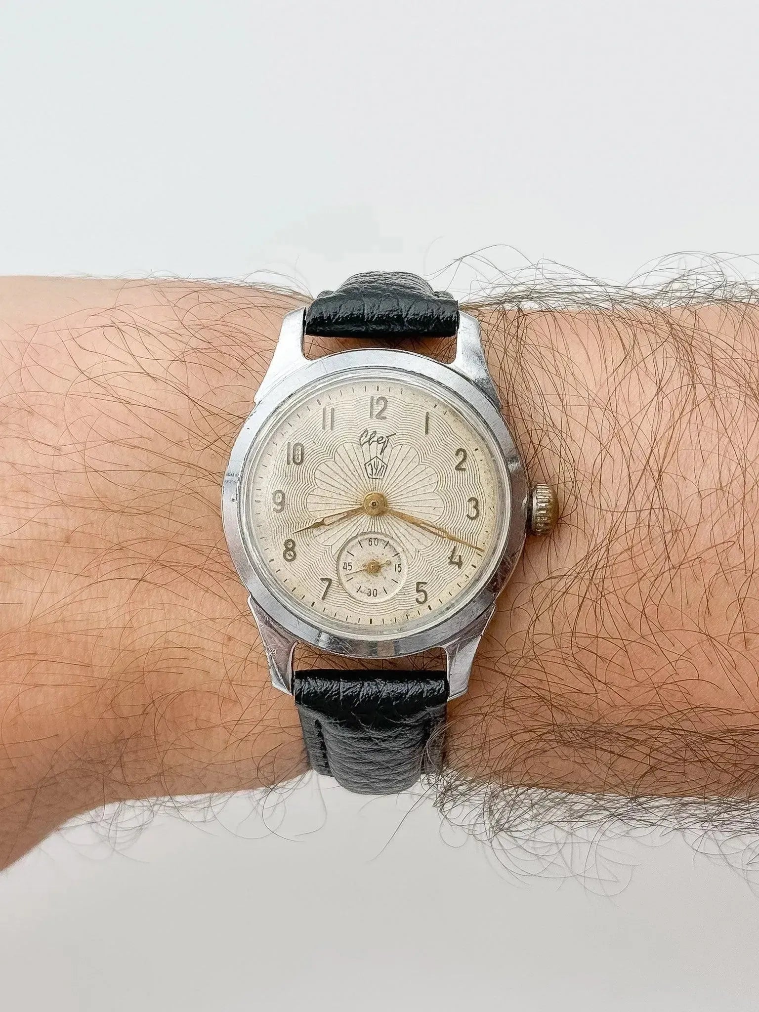 CBET - Petite Seconde Cadran guilloché - 1960s - Atelier Victor