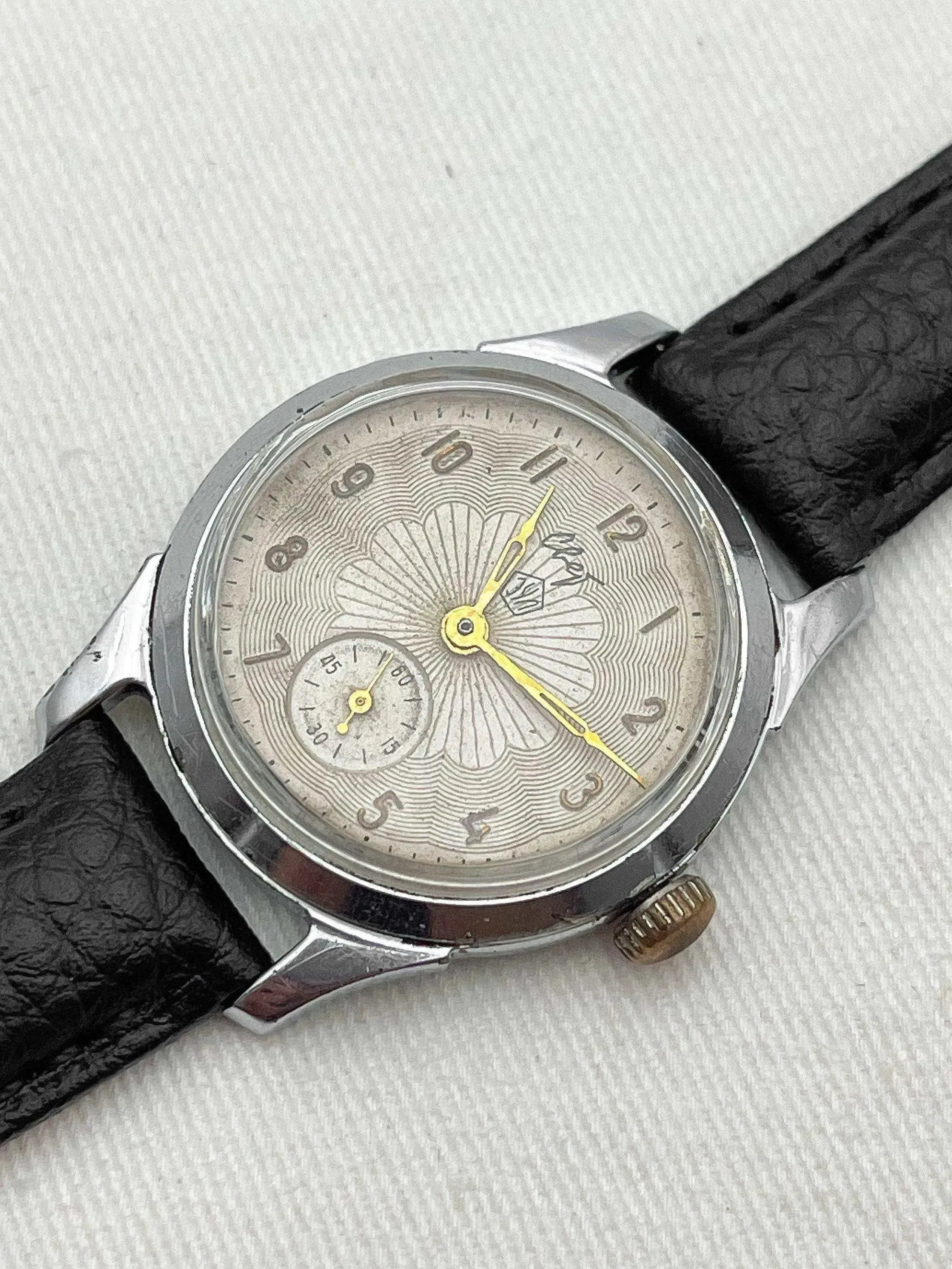 CBET - Petite Seconde Cadran guilloché - 1960s - Atelier Victor