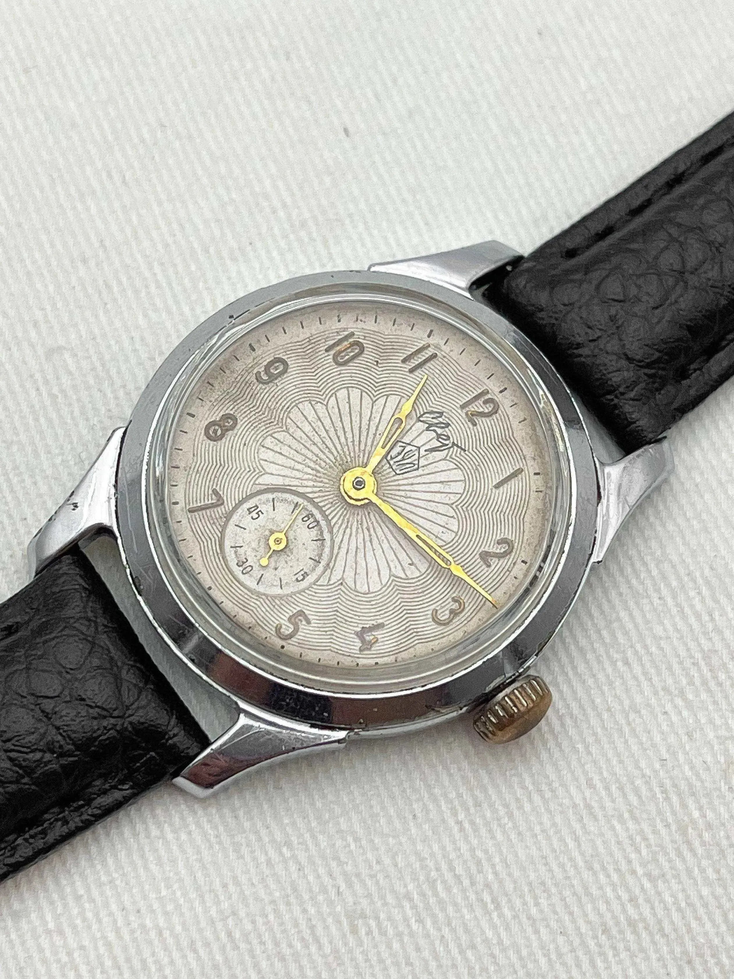 CBET - Petite Seconde Cadran guilloché - 1960s - Atelier Victor