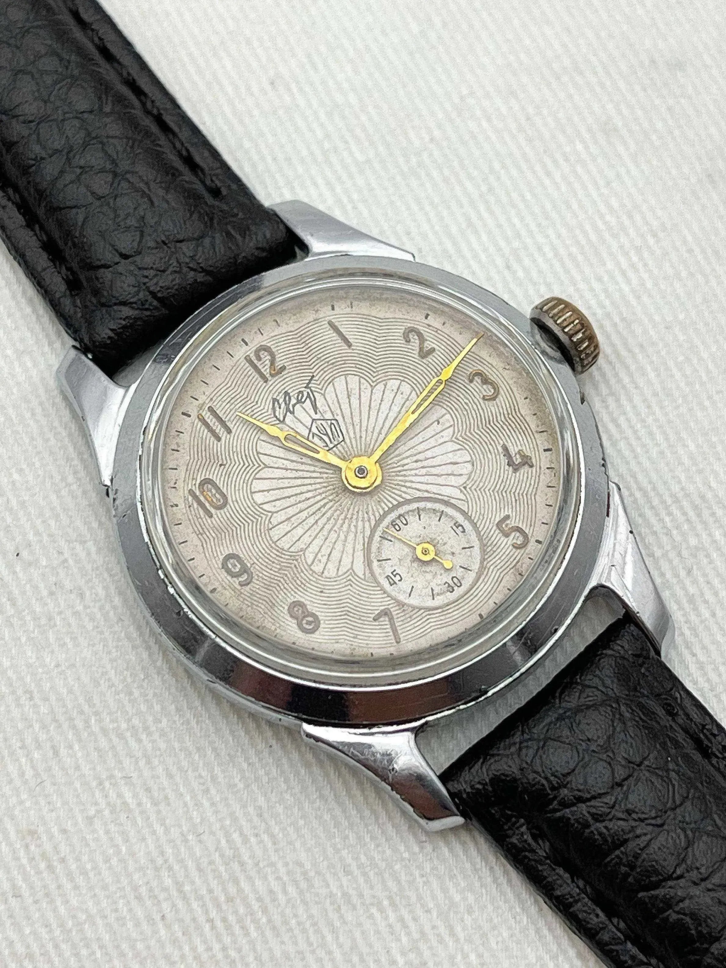 CBET - Petite Seconde Cadran guilloché - 1960s - Atelier Victor