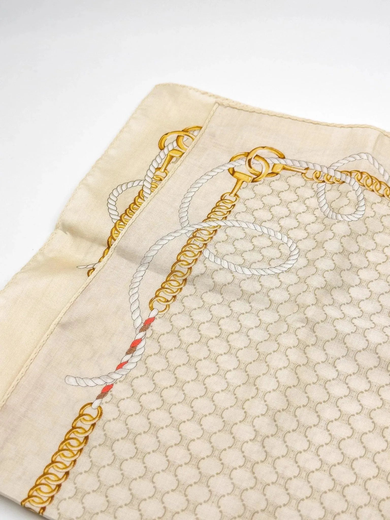 Celine - Bandana Twill de Soie Blanc - Atelier Victor - Vintage Shop