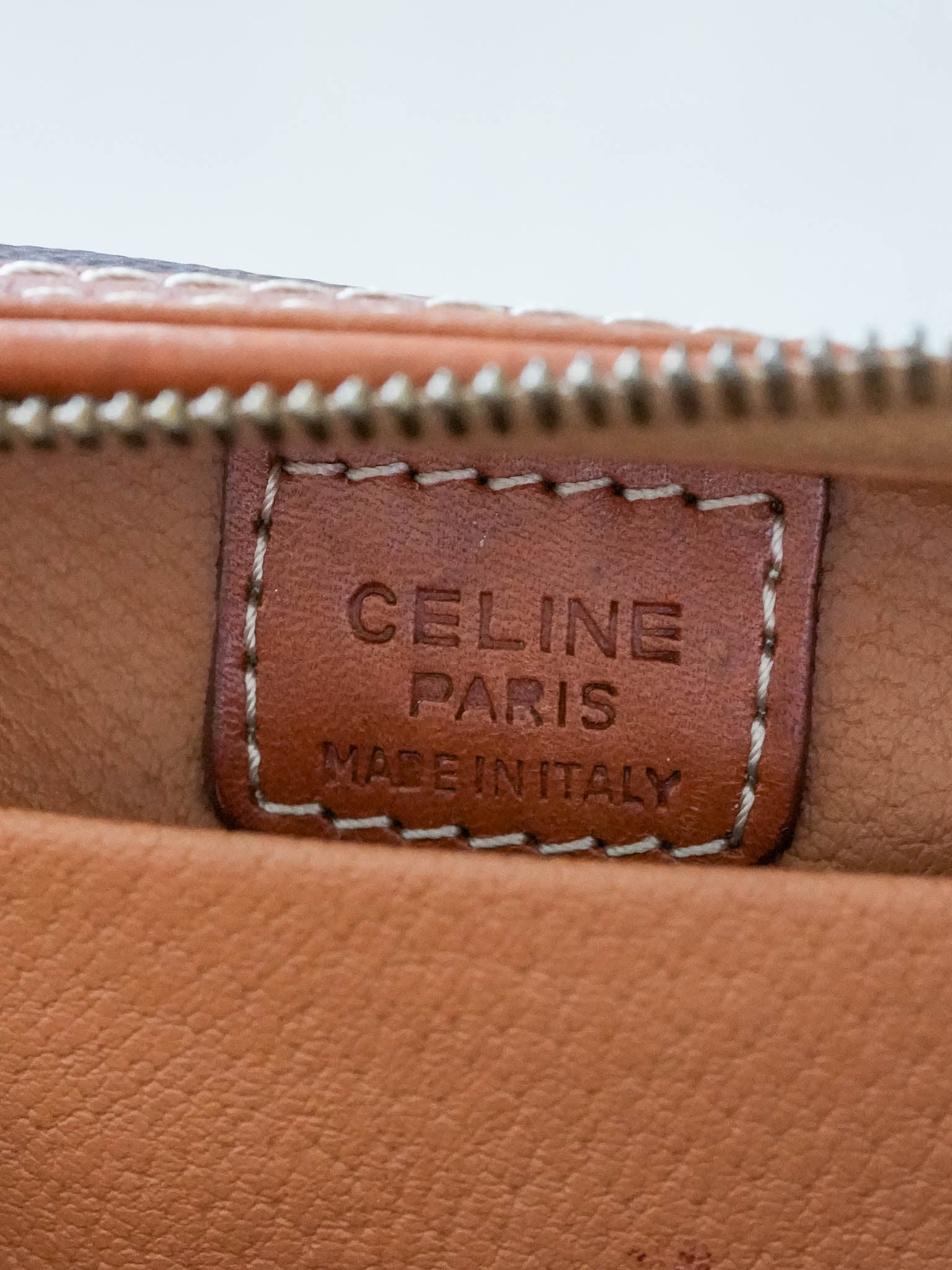 Celine - Pochette en cuir Triomphe - Atelier Victor - Vintage Watch Shop