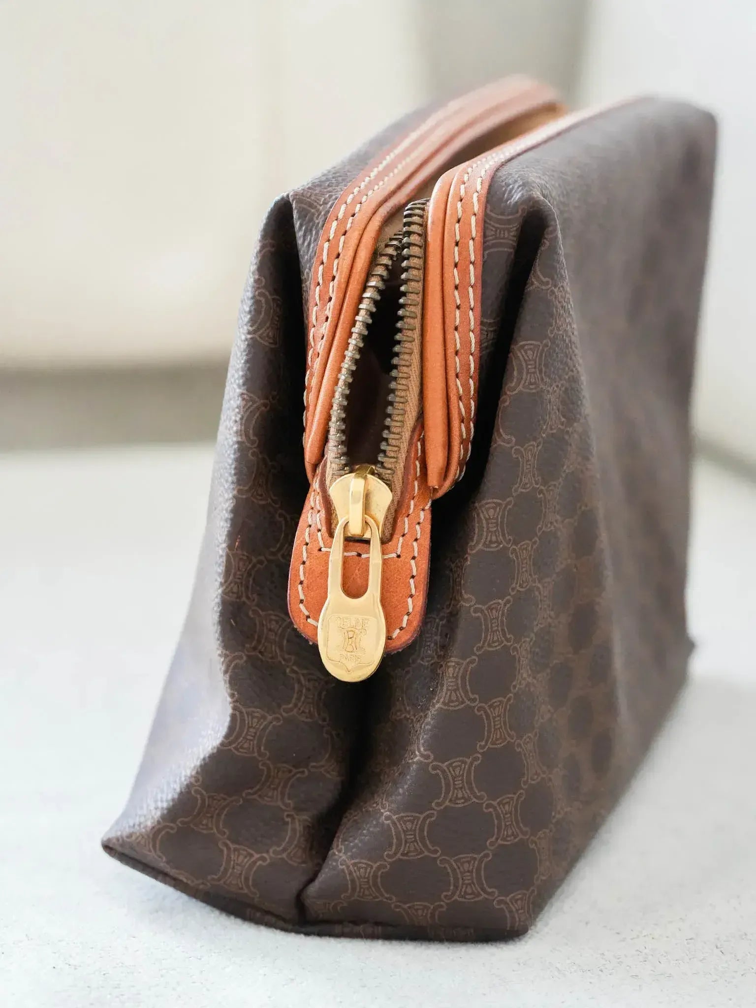 Celine - Pochette vintage en cuir Triomphe - Atelier Victor