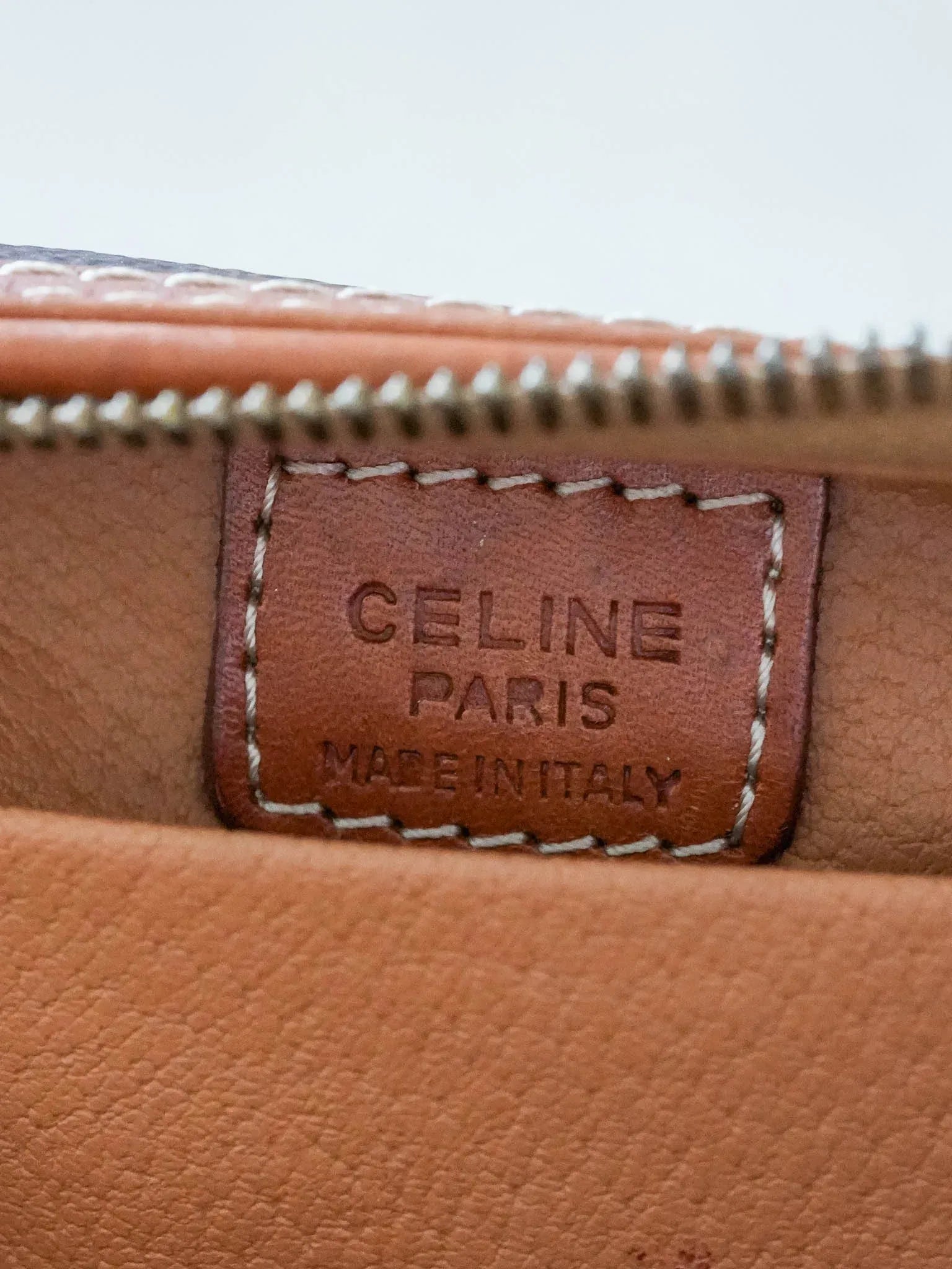 Celine - Pochette vintage en cuir Triomphe - Atelier Victor - Vintage Shop