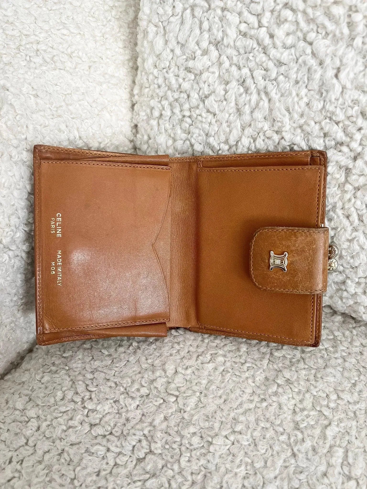 Celine - Portefeuille Triomphe Marron - Atelier Victor Paris - Vintage Watch Shop Dubai
