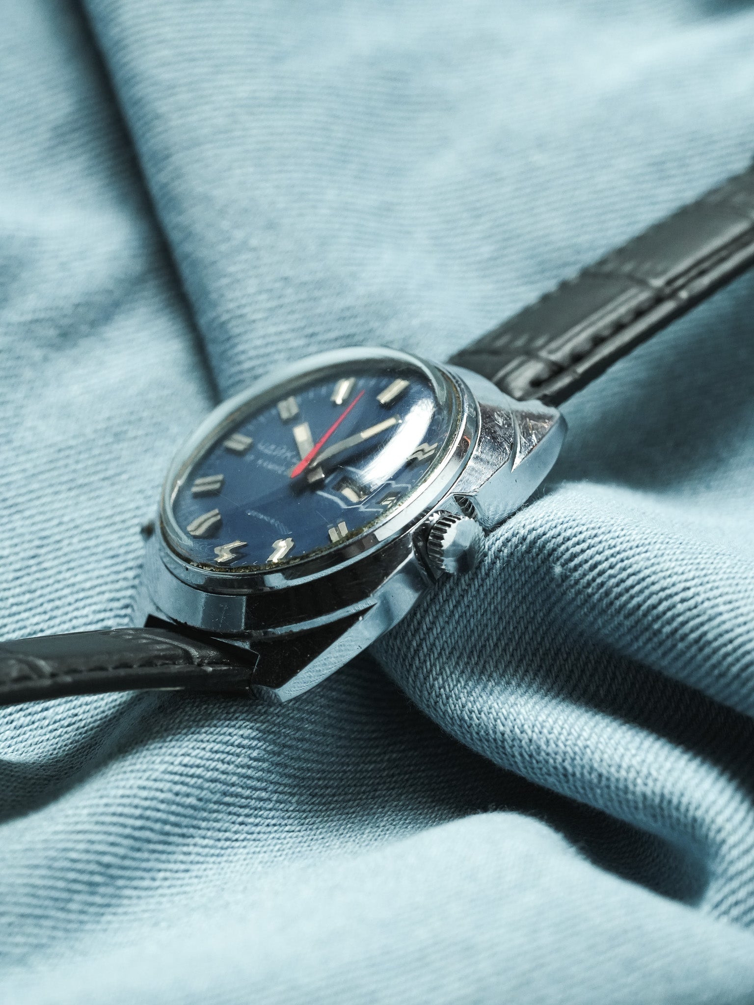 Chaika - Tonneau Jumbo Daydate Bleu - 1980s - Atelier Victor - Vintage Shop