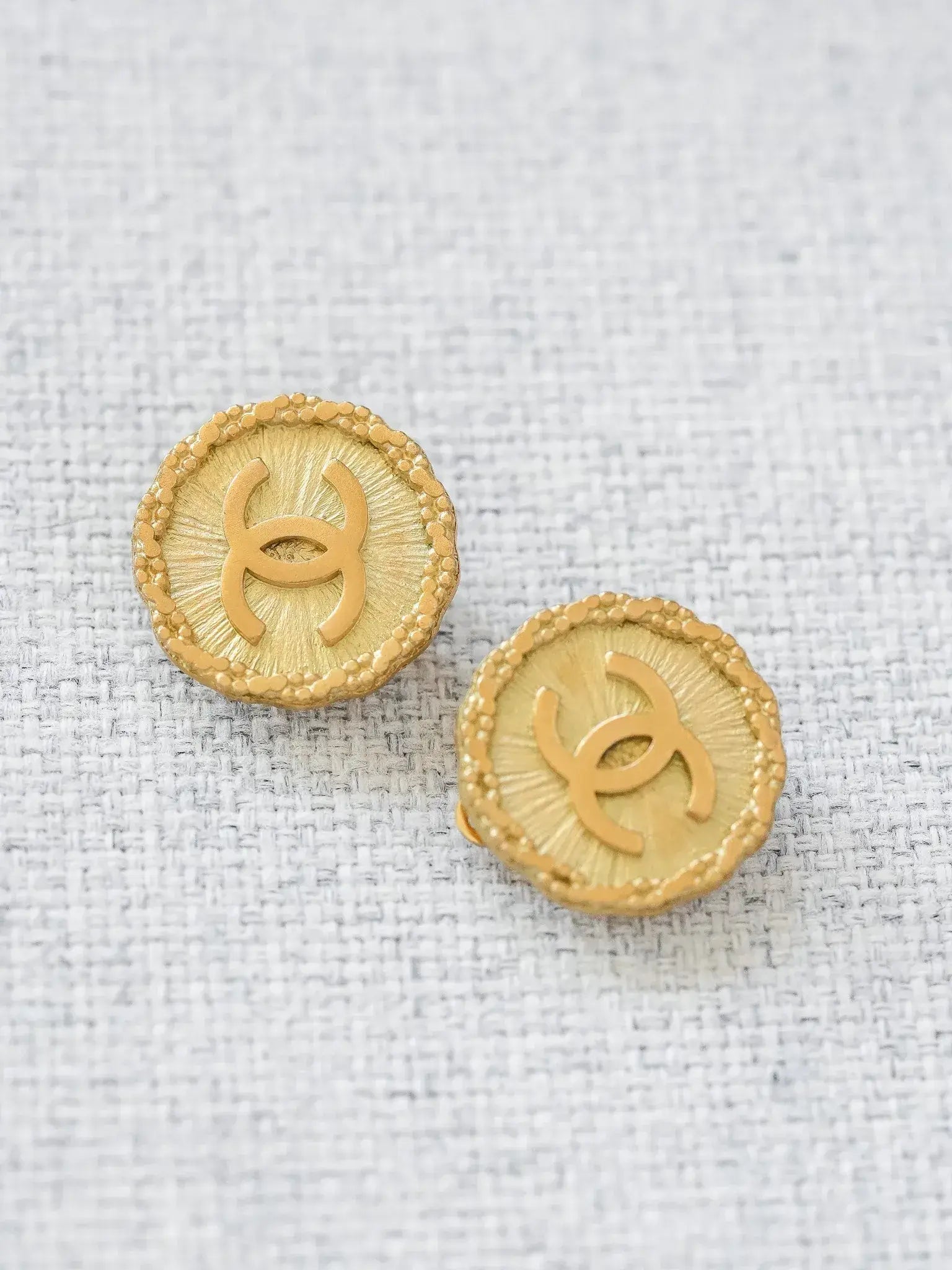 Chanel - Boucles d'oreilles vintage Large CC - Atelier Victor