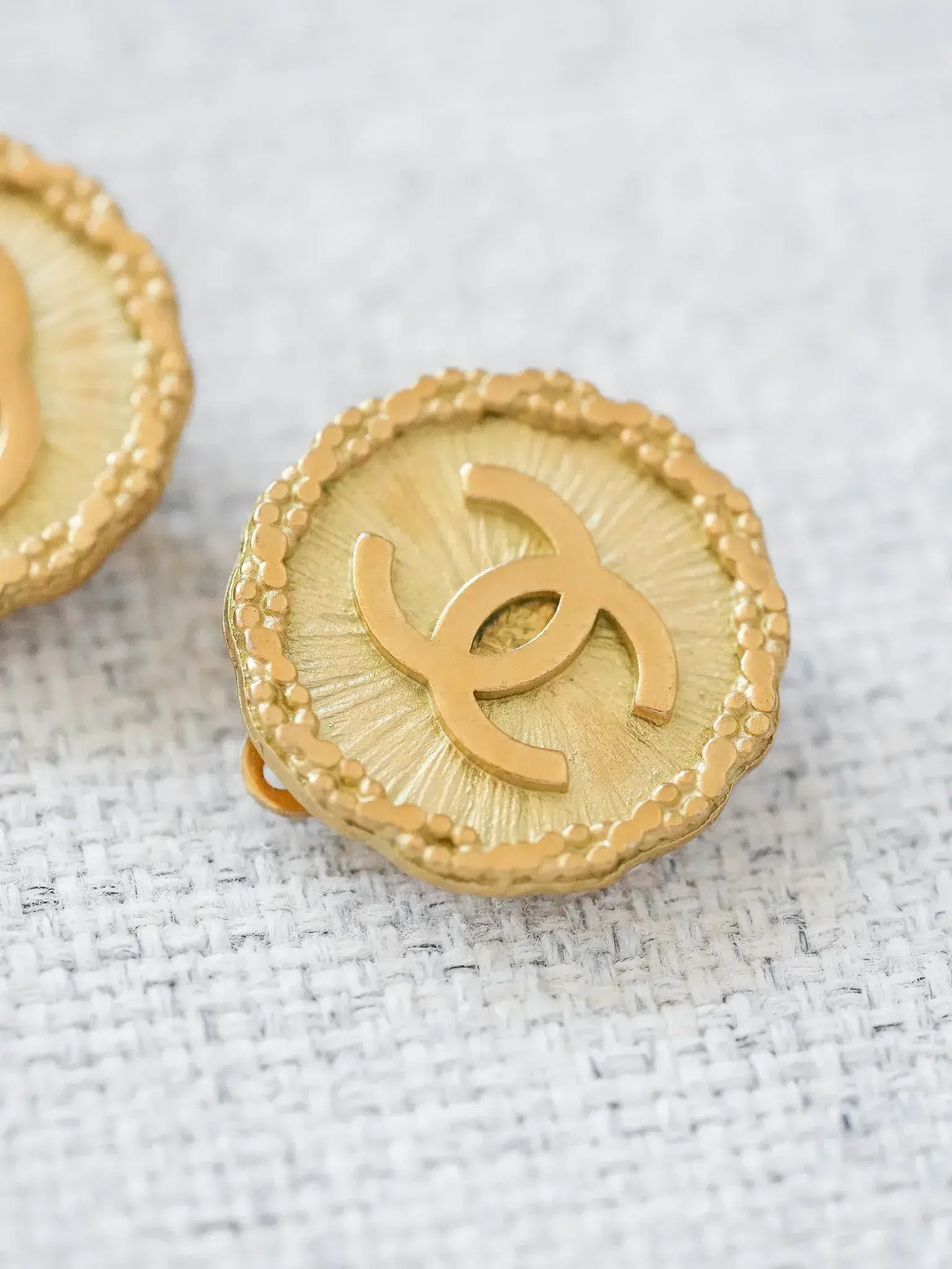 Chanel - Boucles d'oreilles vintage Large CC - Atelier Victor