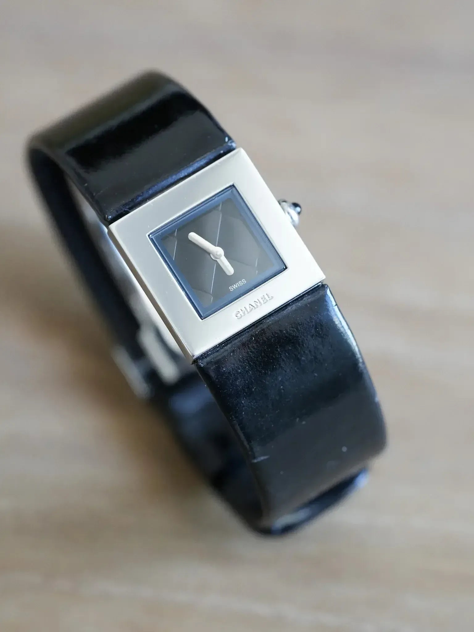 Chanel - Dress Watch Cadran Matelassé Noir - 1990s - Atelier Victor