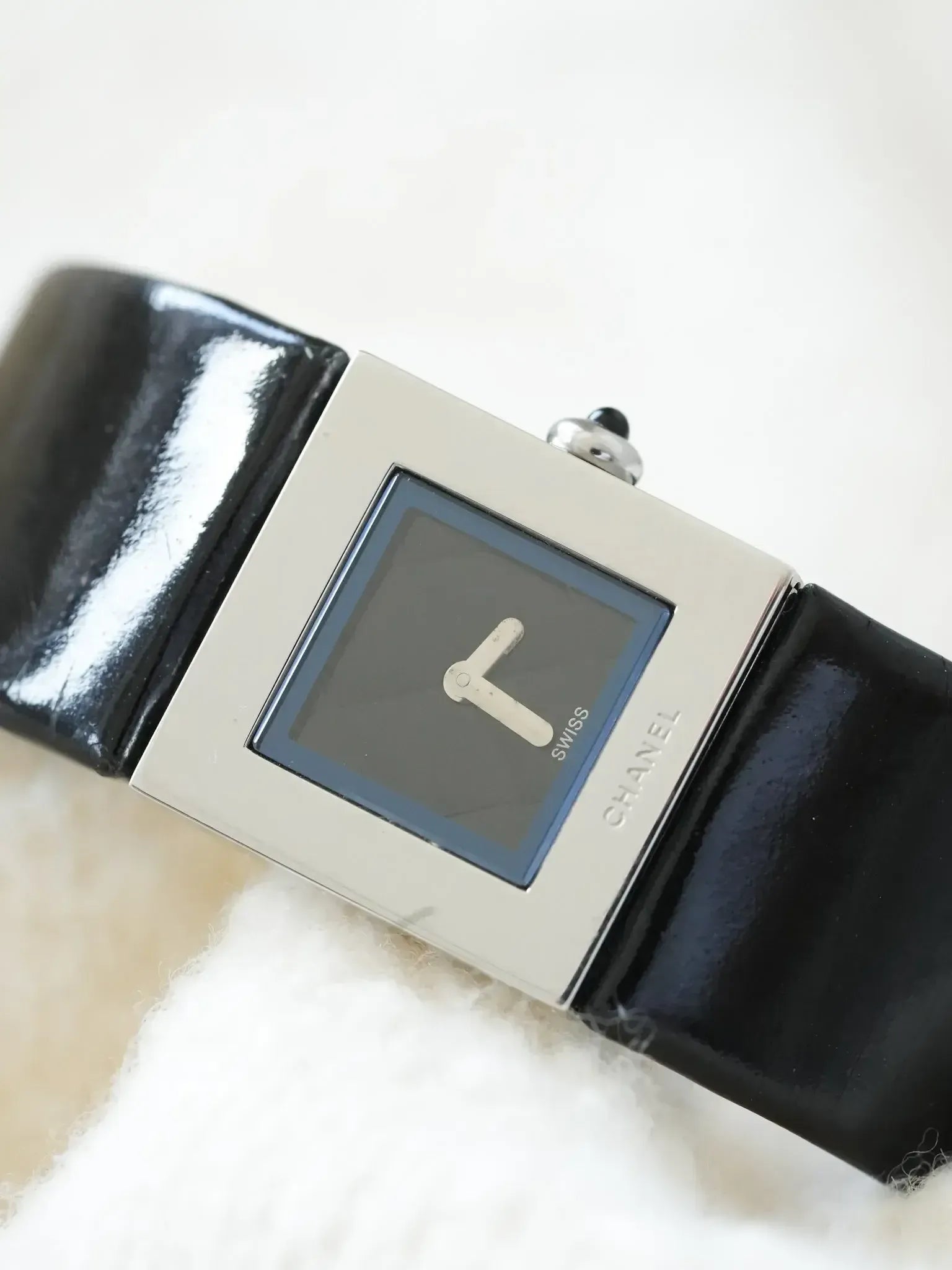 Chanel - Dress Watch Cadran Matelassé Noir - 1990s - Atelier Victor